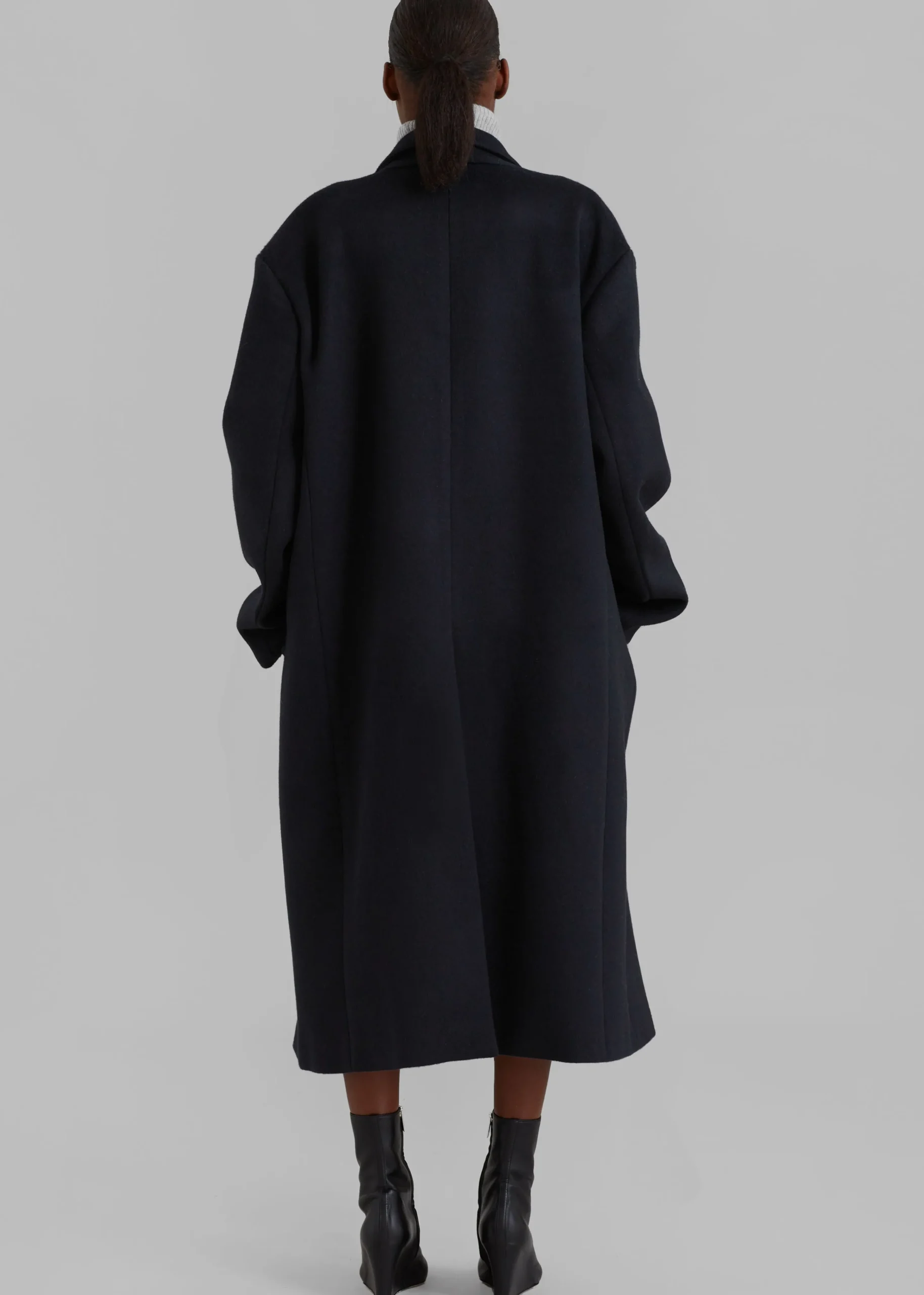 The Frankie Shop Anya Oversized Coat Black