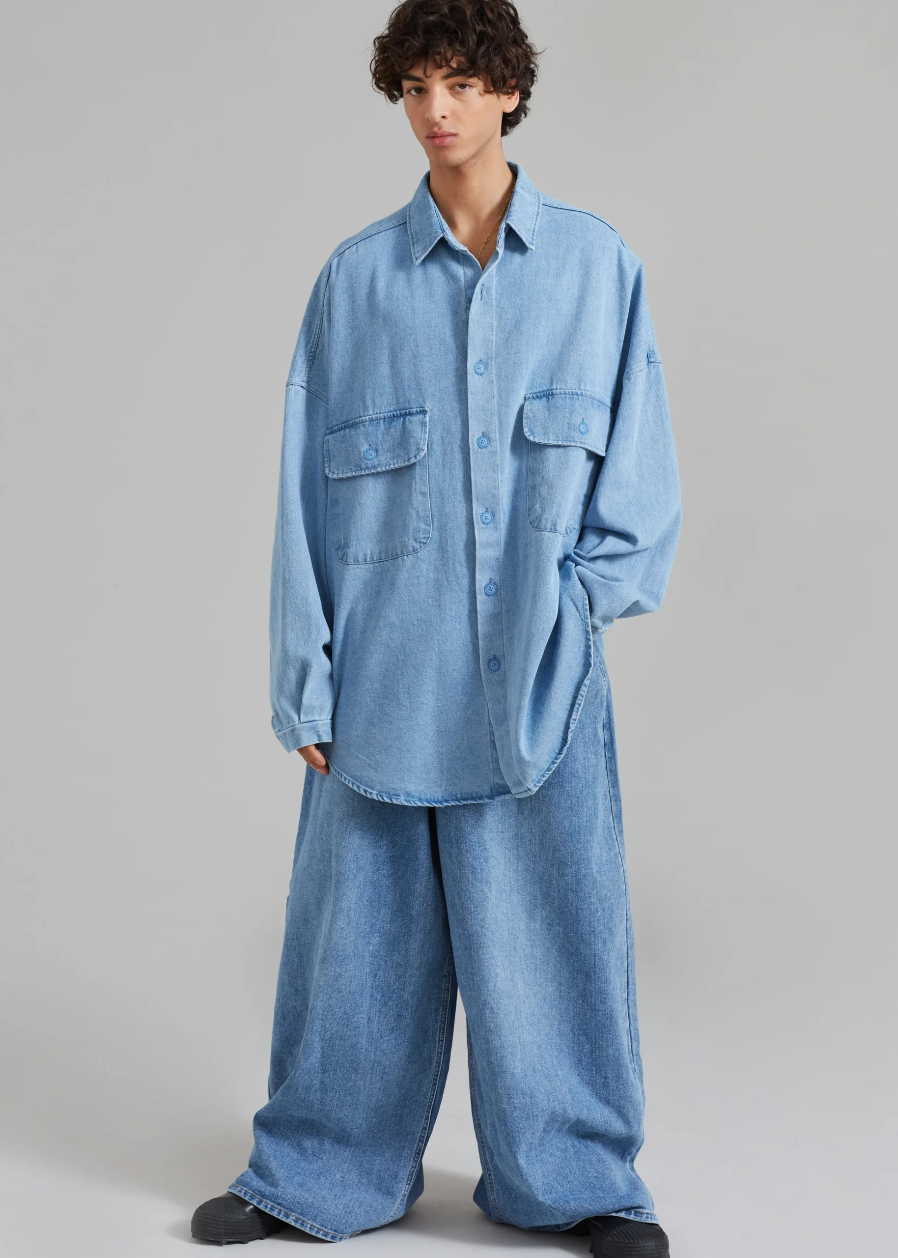 The Frankie Shop Dallas Men Denim Overshirt Worn Wash Best