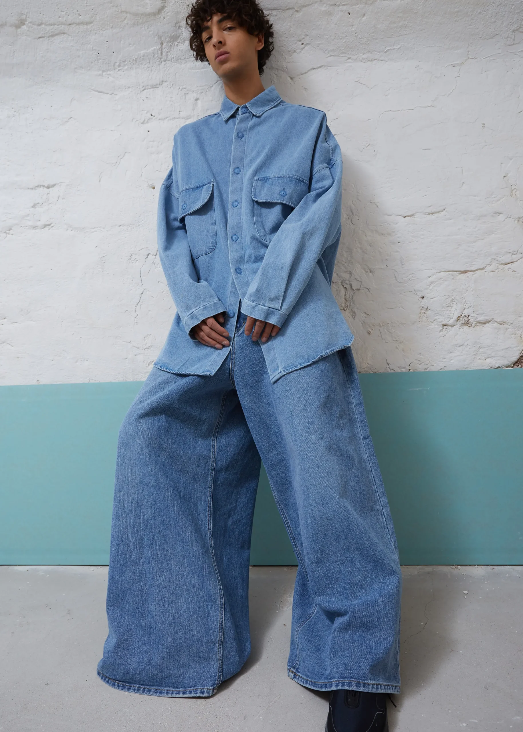 The Frankie Shop Dallas Men Denim Overshirt Worn Wash Best
