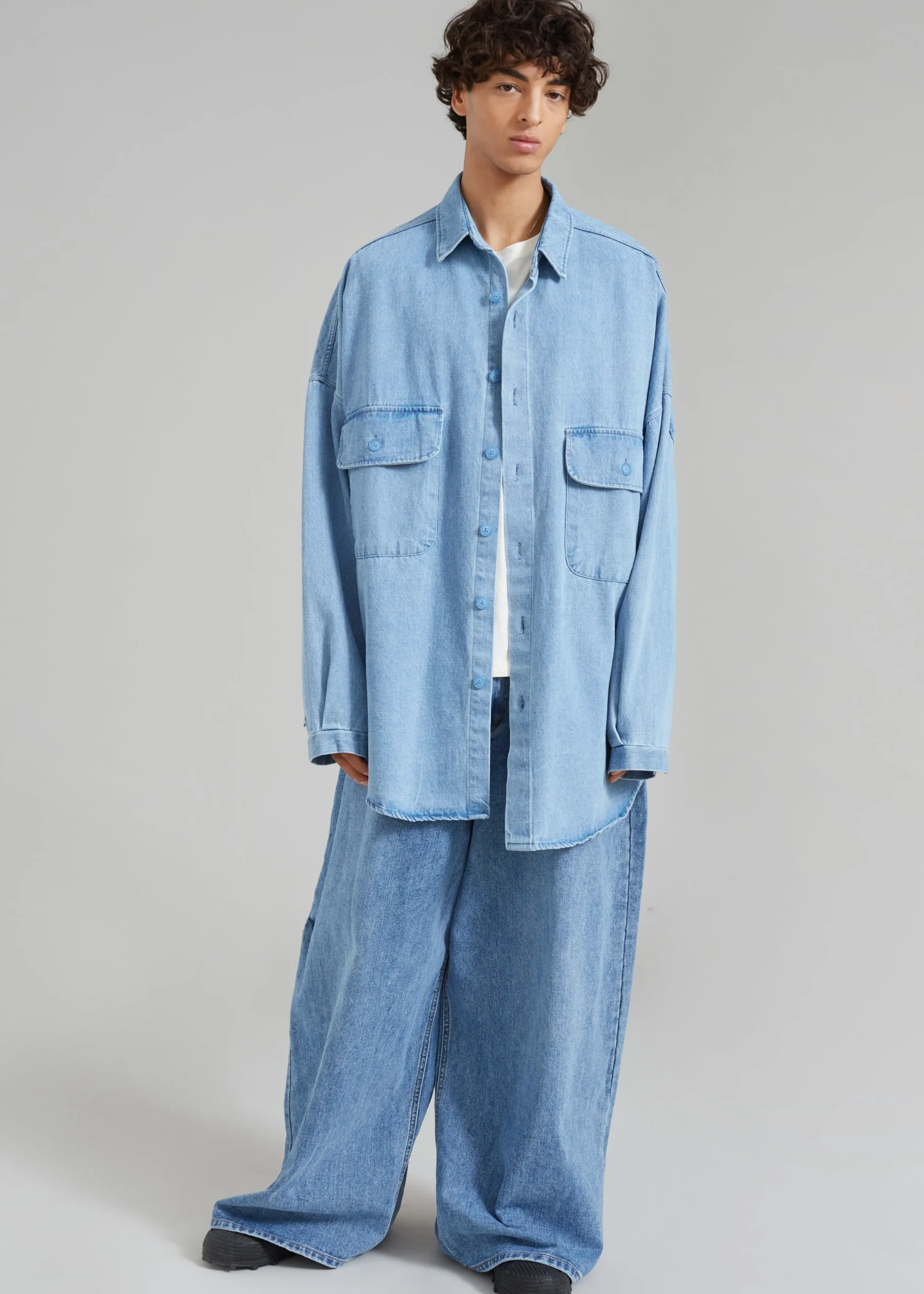 The Frankie Shop Dallas Men Denim Overshirt Worn Wash Best