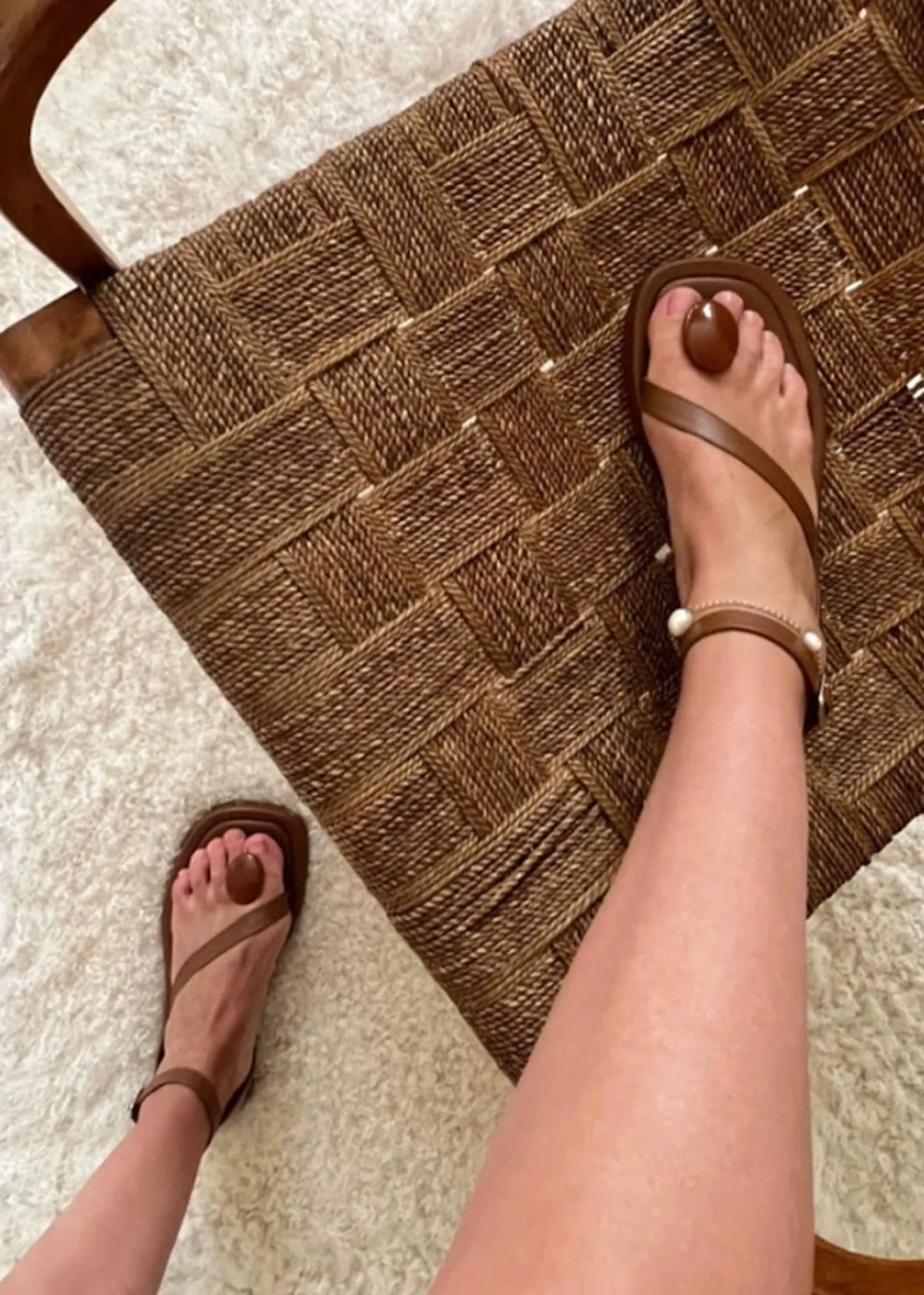 The Frankie Shop Gia X Rhw Rosie Flat Wrap Sandal Brown Clearance