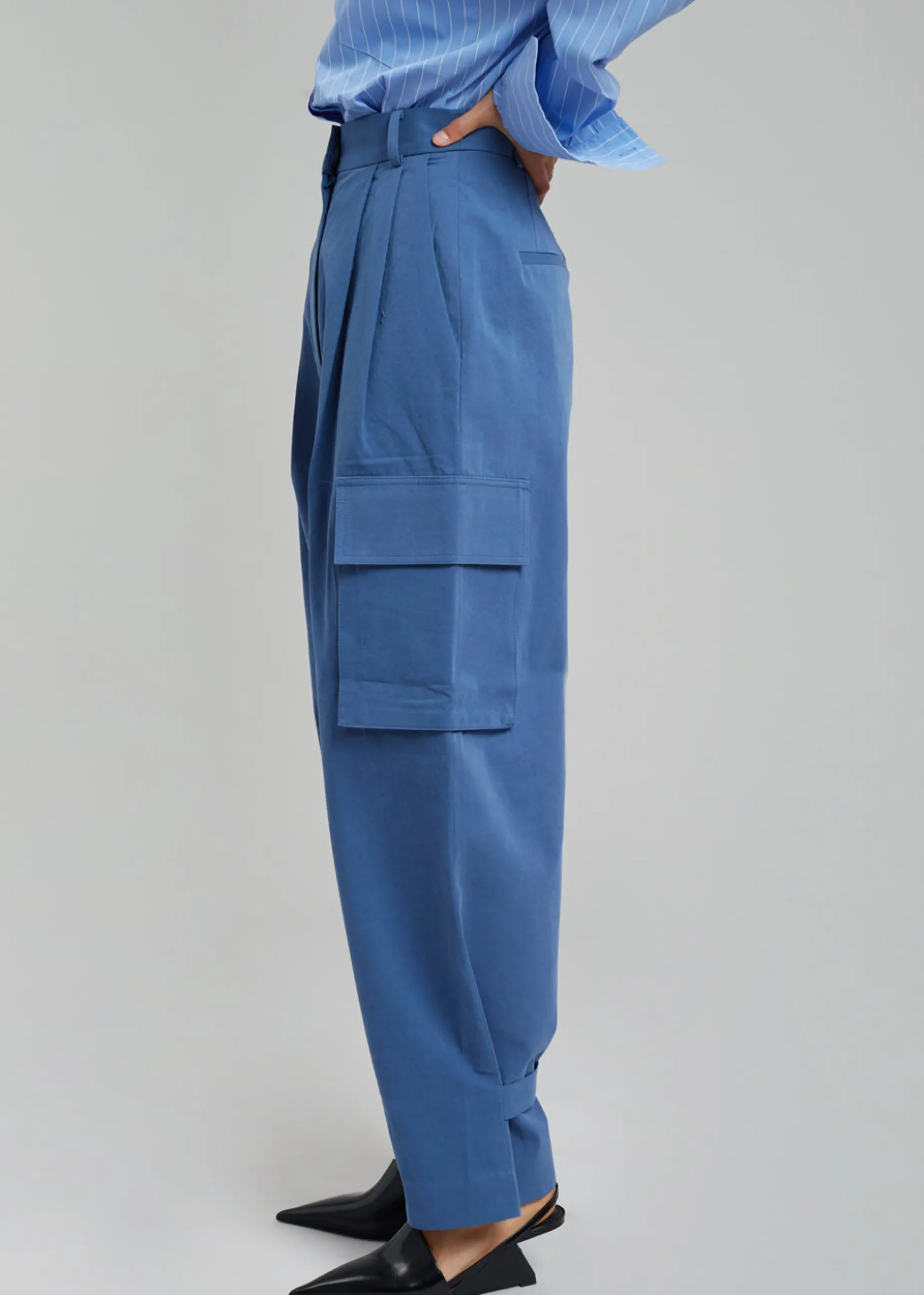 The Frankie Shop Gianna Cargo Pants Medium Wash Best