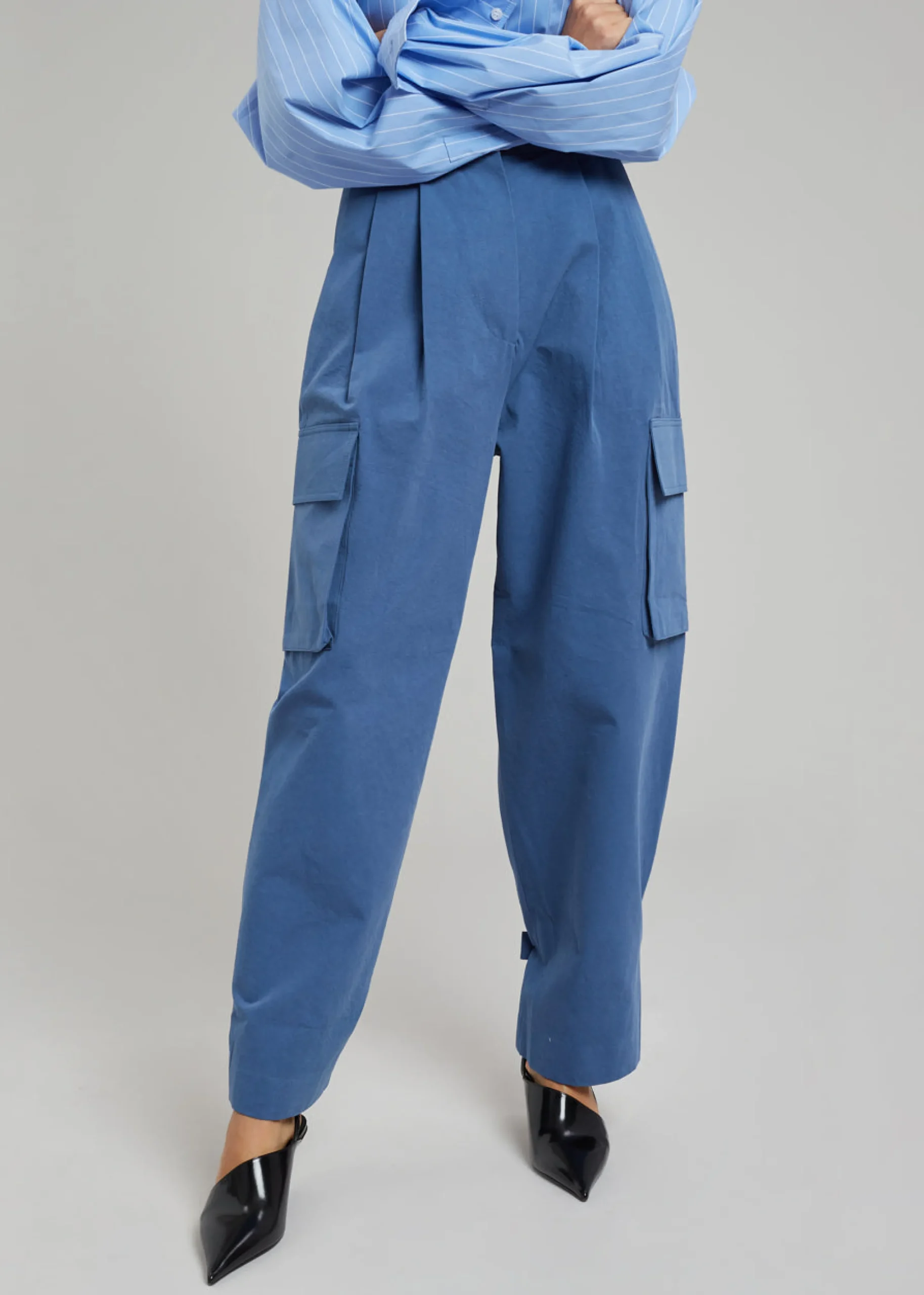 The Frankie Shop Gianna Cargo Pants Medium Wash Best
