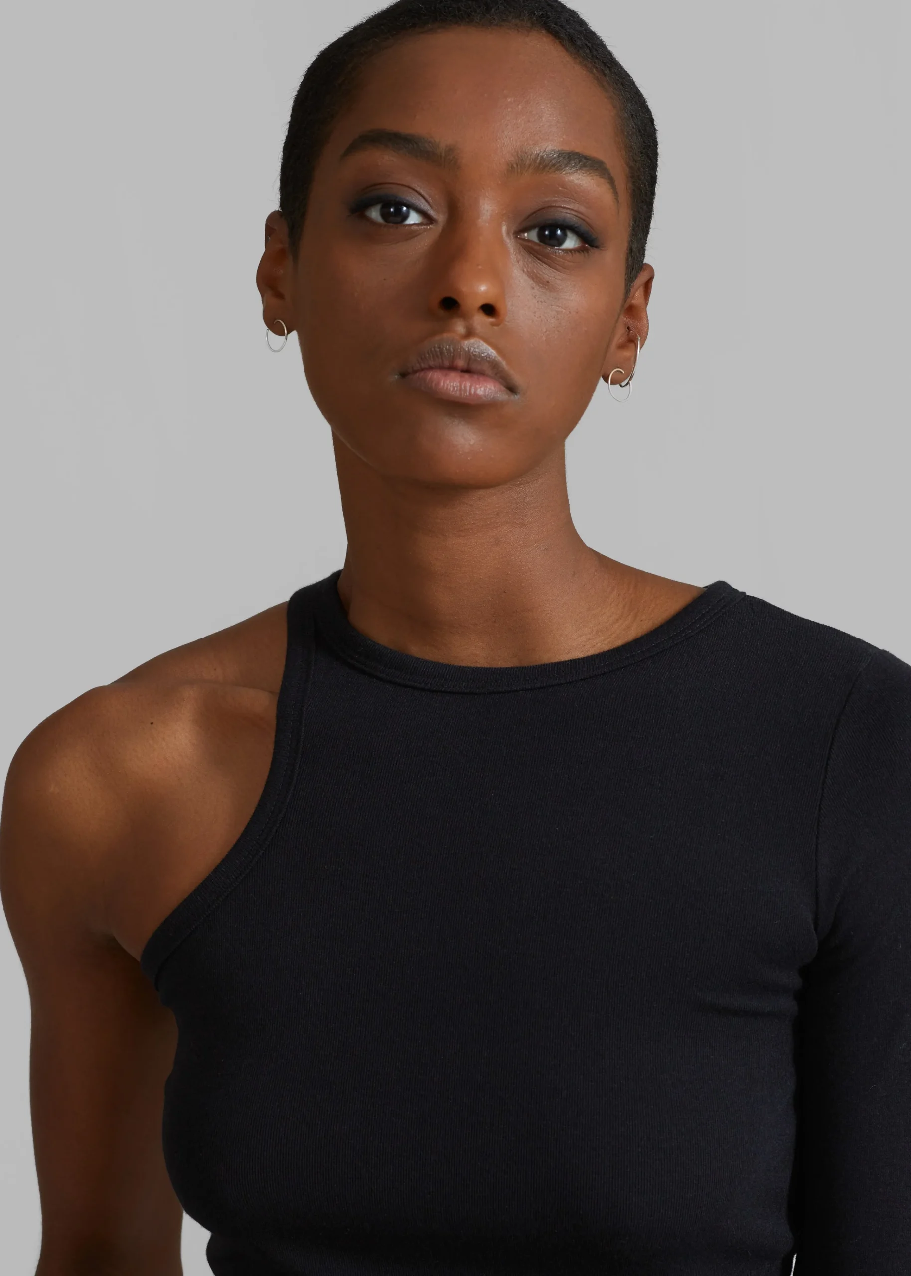 The Frankie Shop Jamie Asymmetric T-Shirt Black Sale