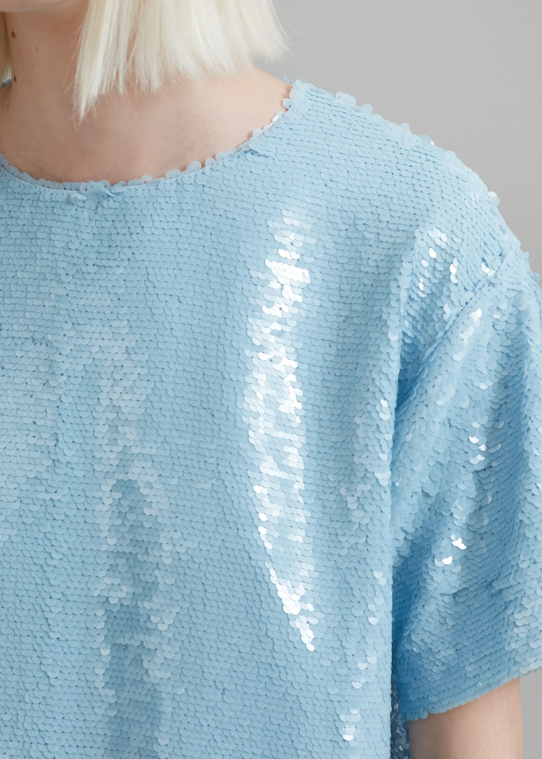 The Frankie Shop Jones Boxy Sequins Tee Sky Clearance