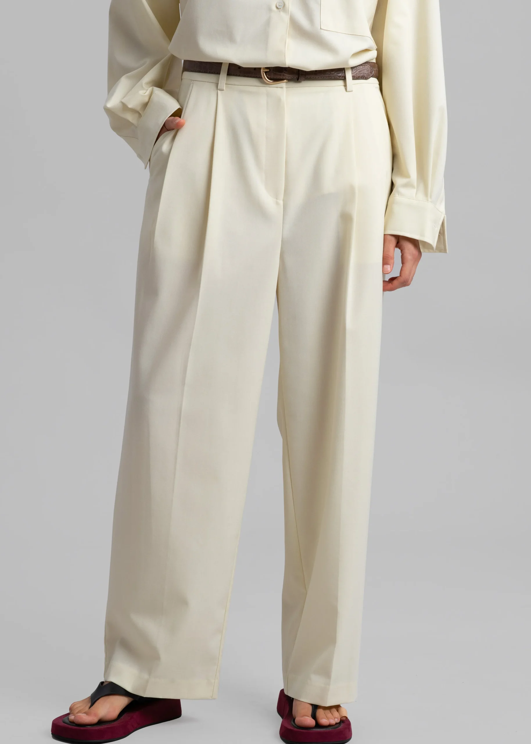 The Frankie Shop Jour Pleated Pants Cream Clearance