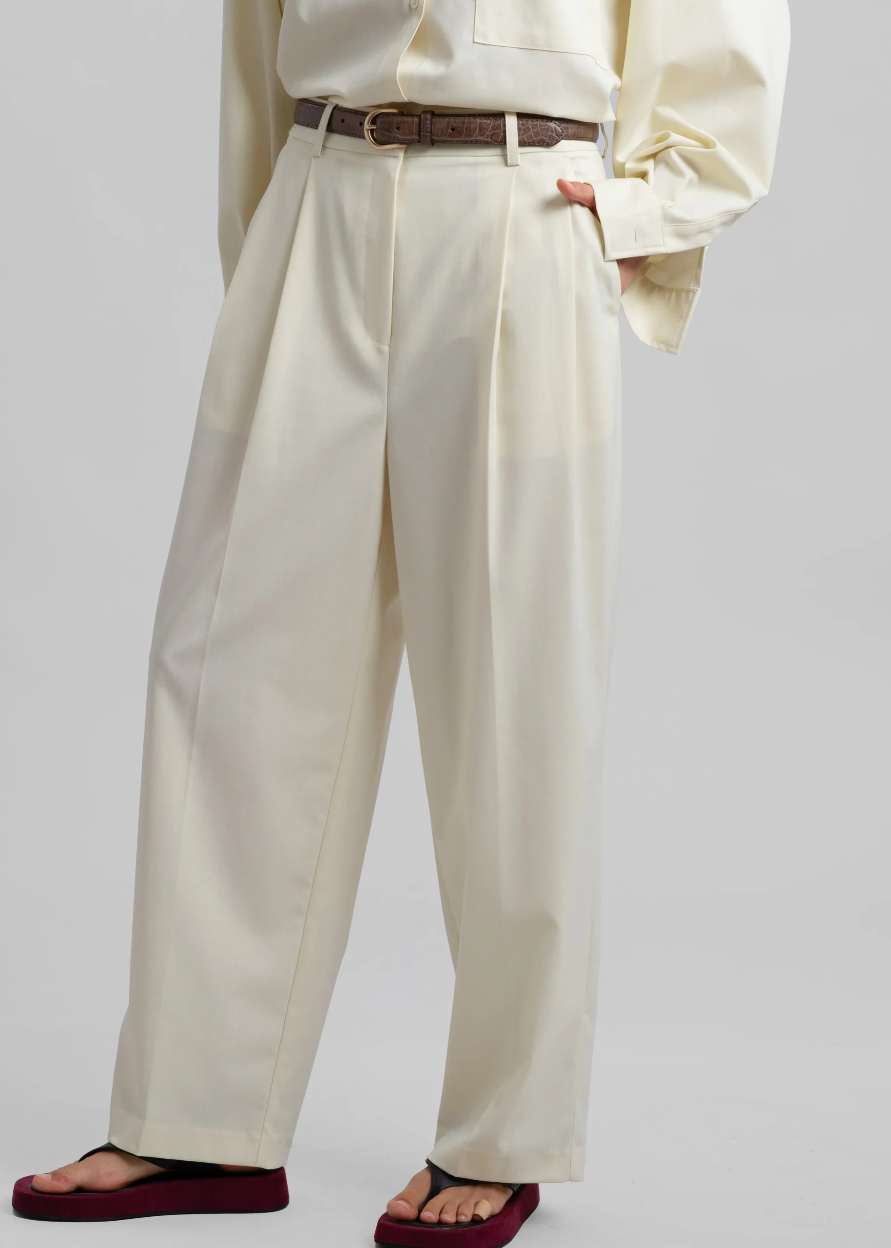 The Frankie Shop Jour Pleated Pants Cream Clearance