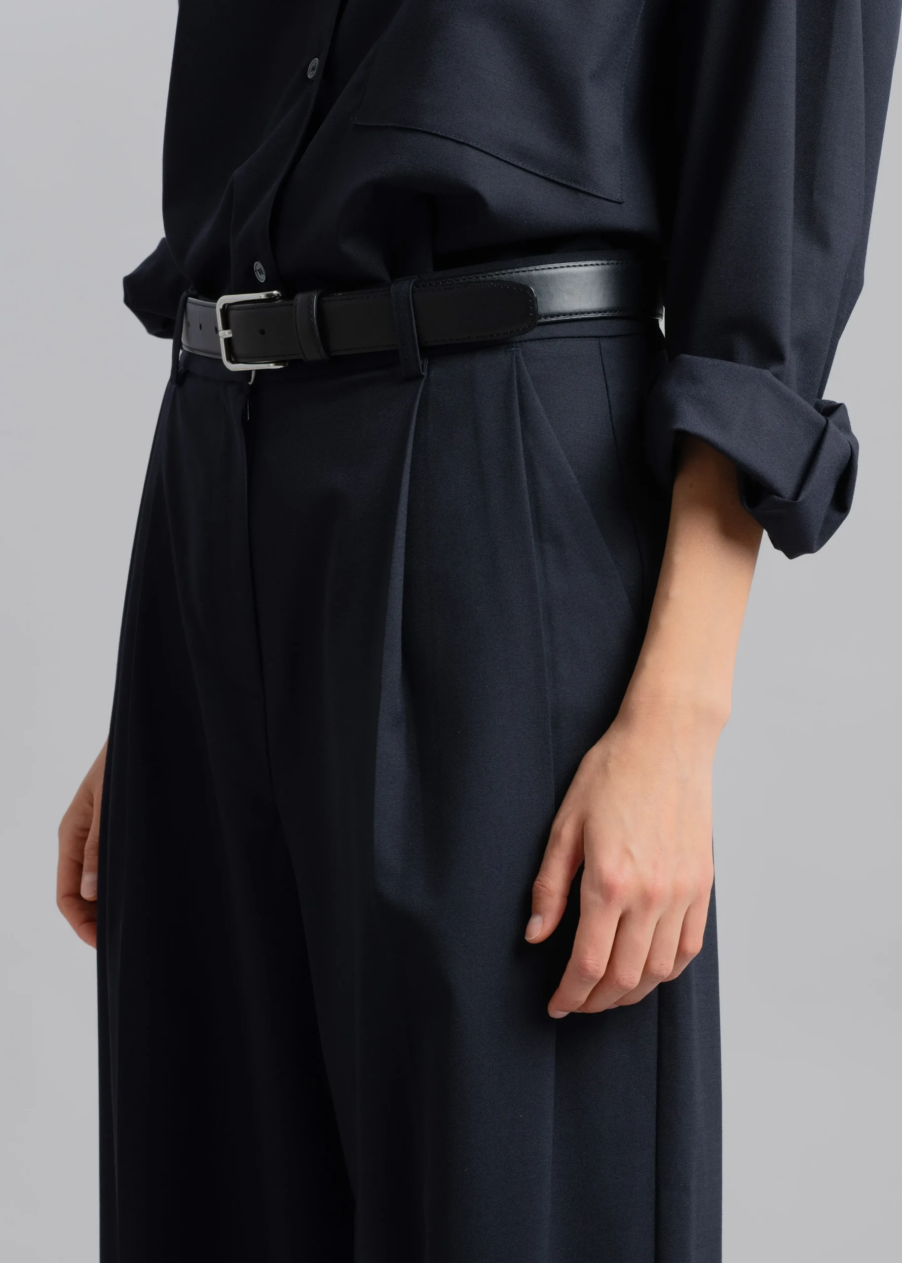 The Frankie Shop Jour Pleated Pants Deep Navy Clearance