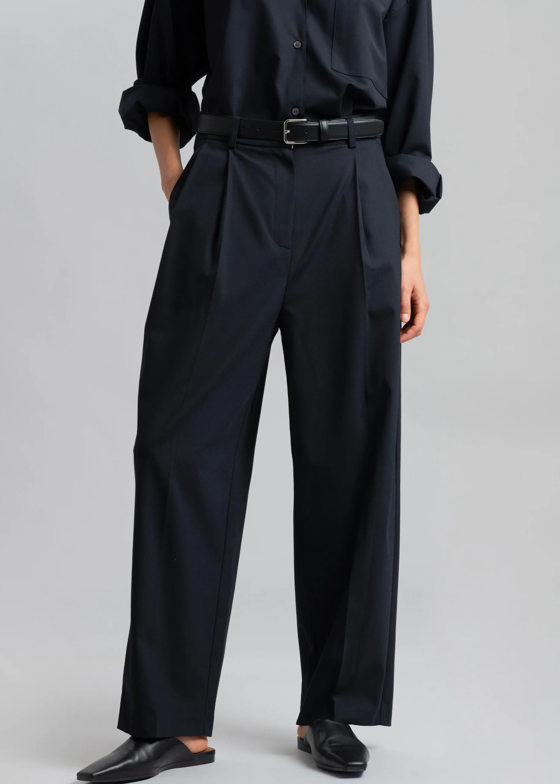 The Frankie Shop Jour Pleated Pants Deep Navy Clearance
