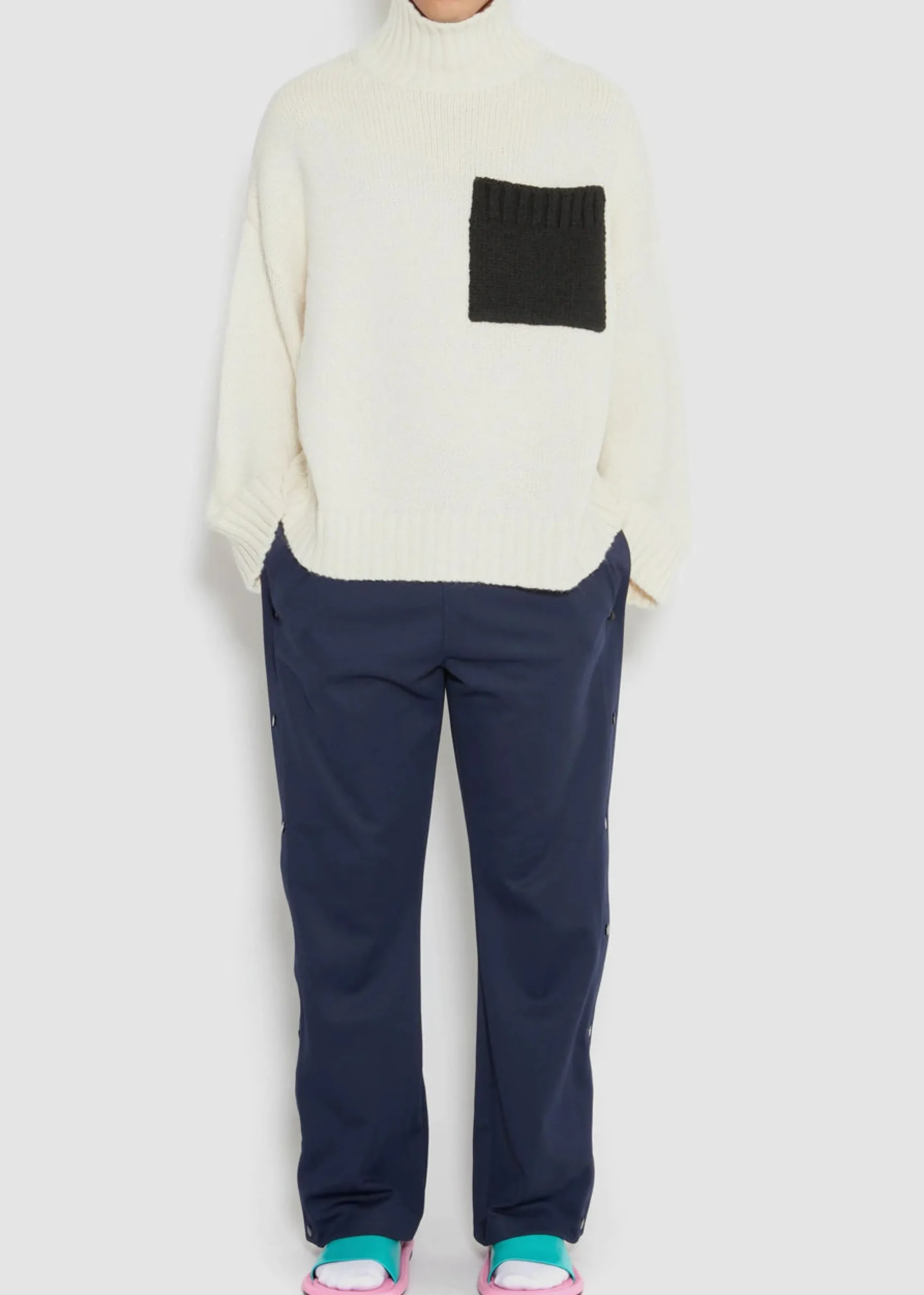 The Frankie Shop Jw Anderson Patch Pocket Turtleneck Off White/Black Online