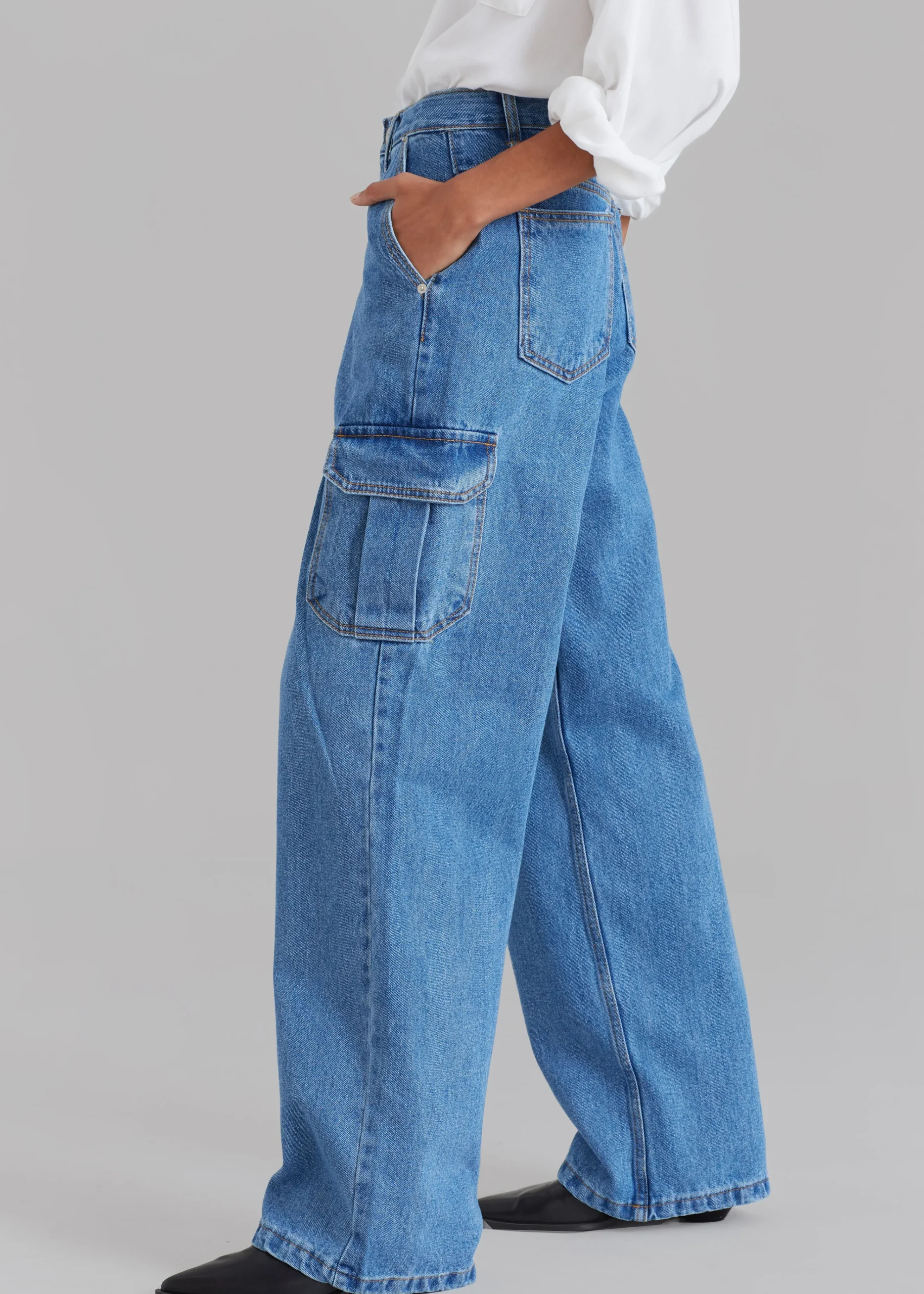The Frankie Shop Kai Cargo Denim Pants Blue Denim