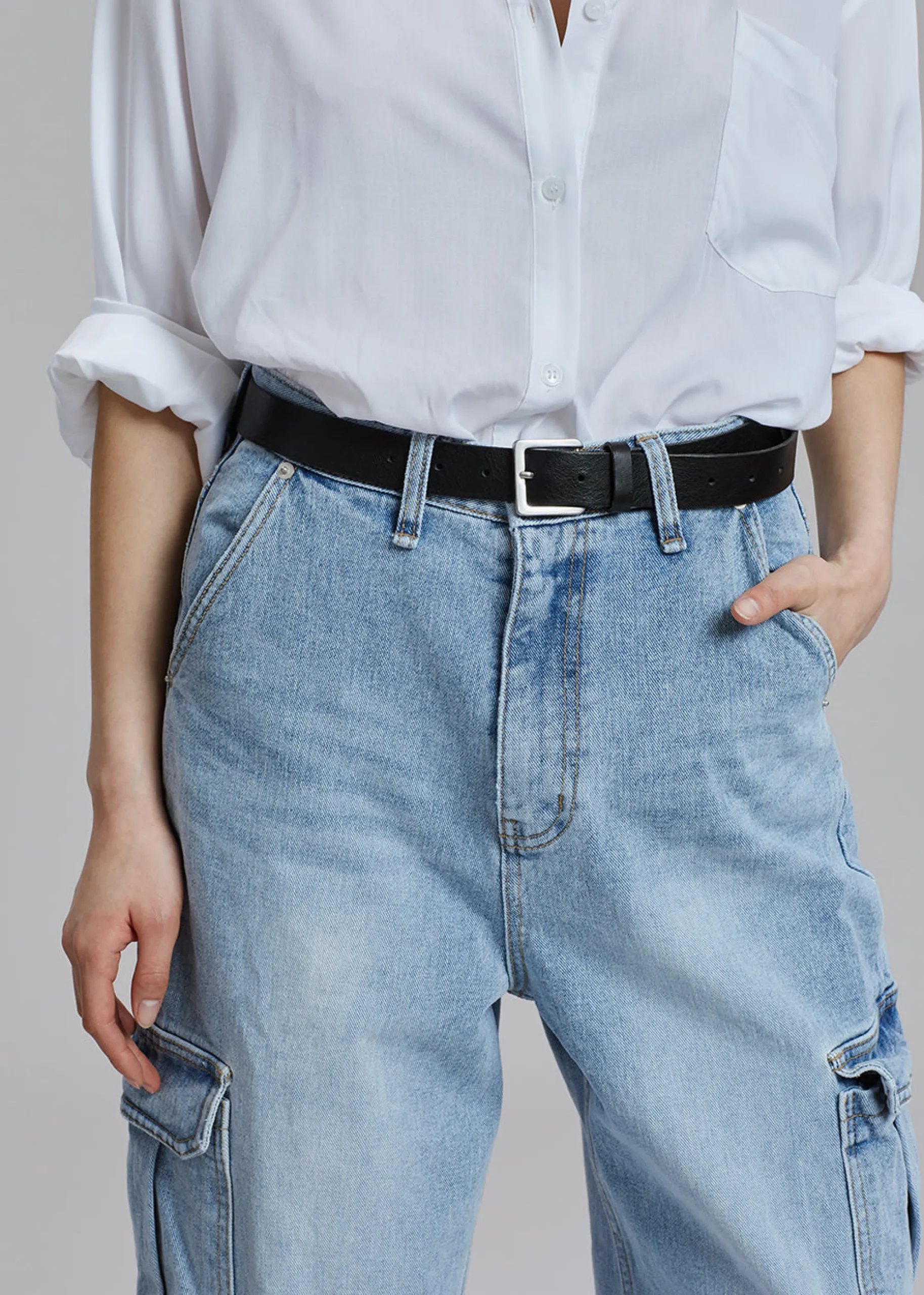 The Frankie Shop Kai Cargo Denim Pants Worn Wash Hot
