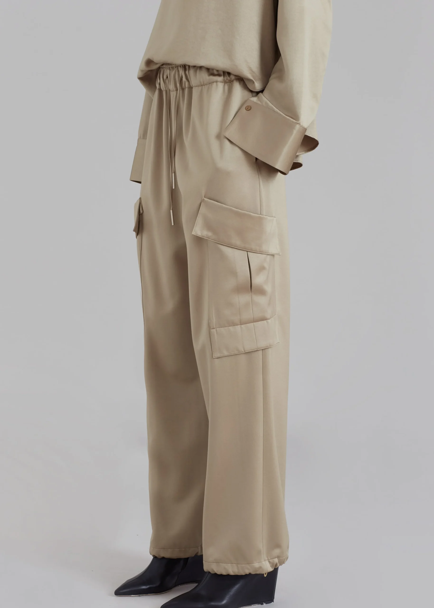 The Frankie Shop Kemp Silky Cargo Pants Bronze Outlet