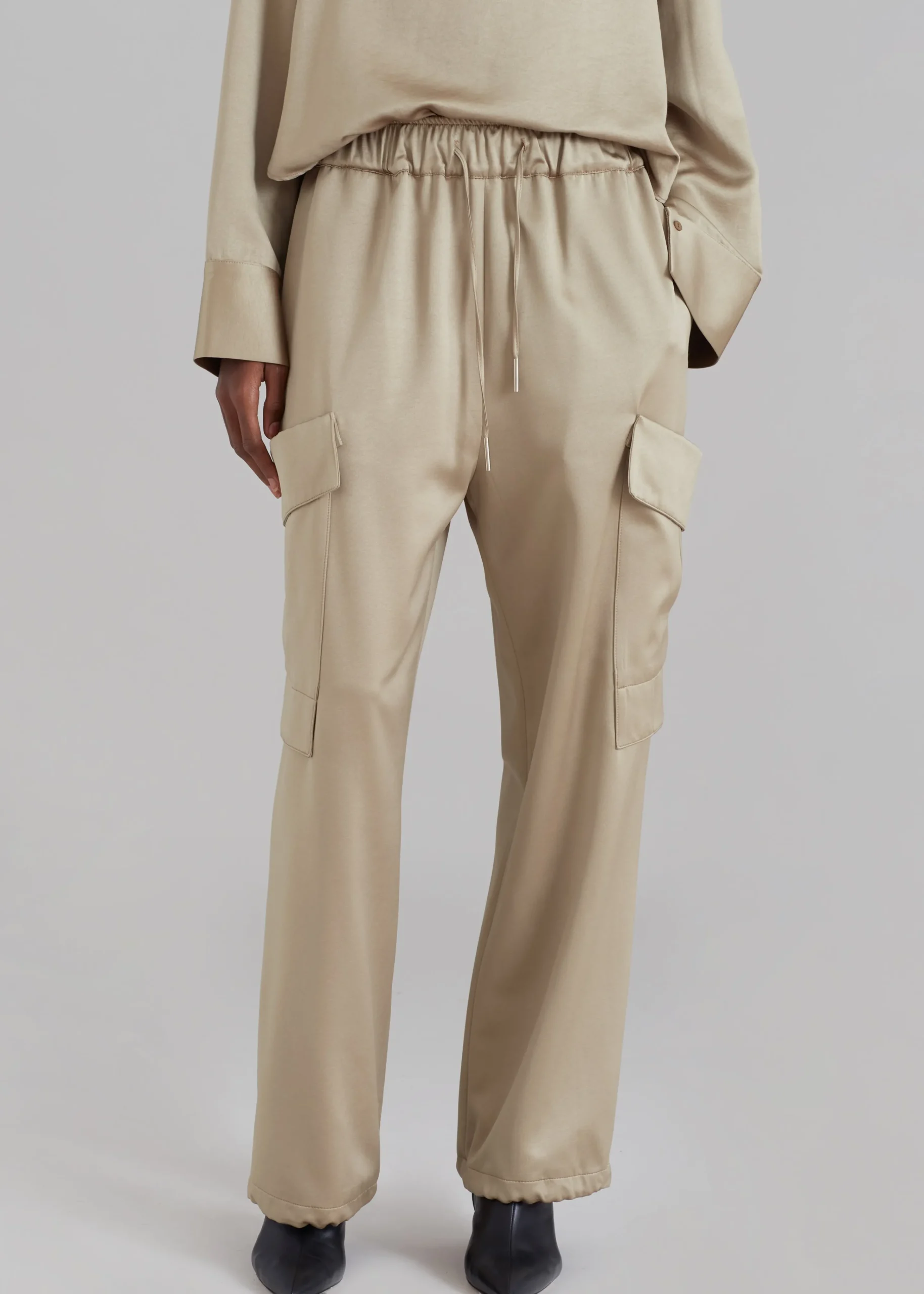 The Frankie Shop Kemp Silky Cargo Pants Bronze Outlet