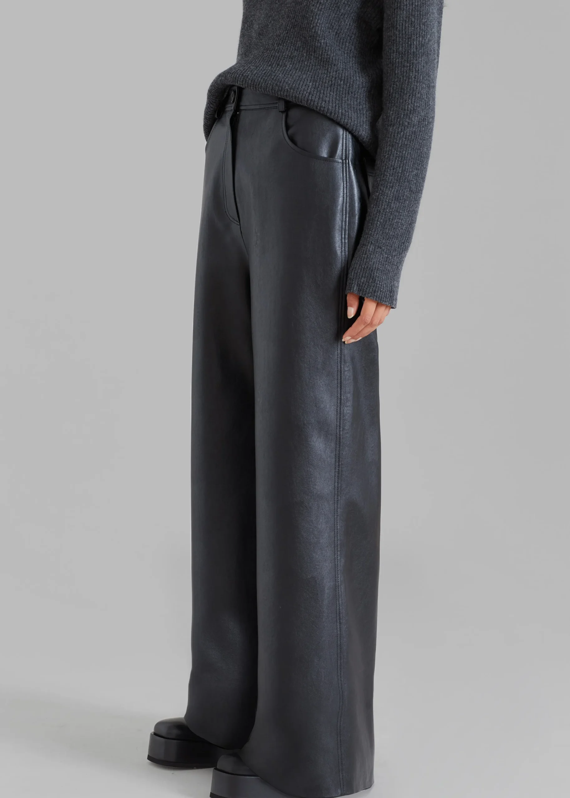 The Frankie Shop Kira Wide Pants Black Sale