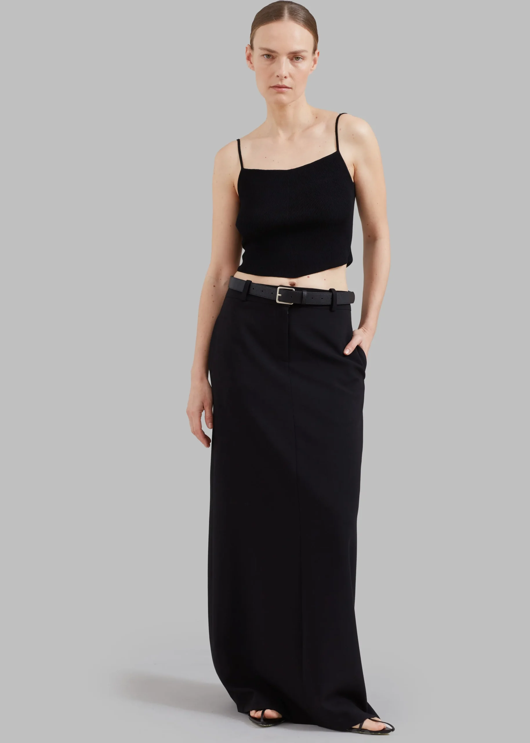 The Frankie Shop Low Classic Knitted Sleeveless Crop Top Black