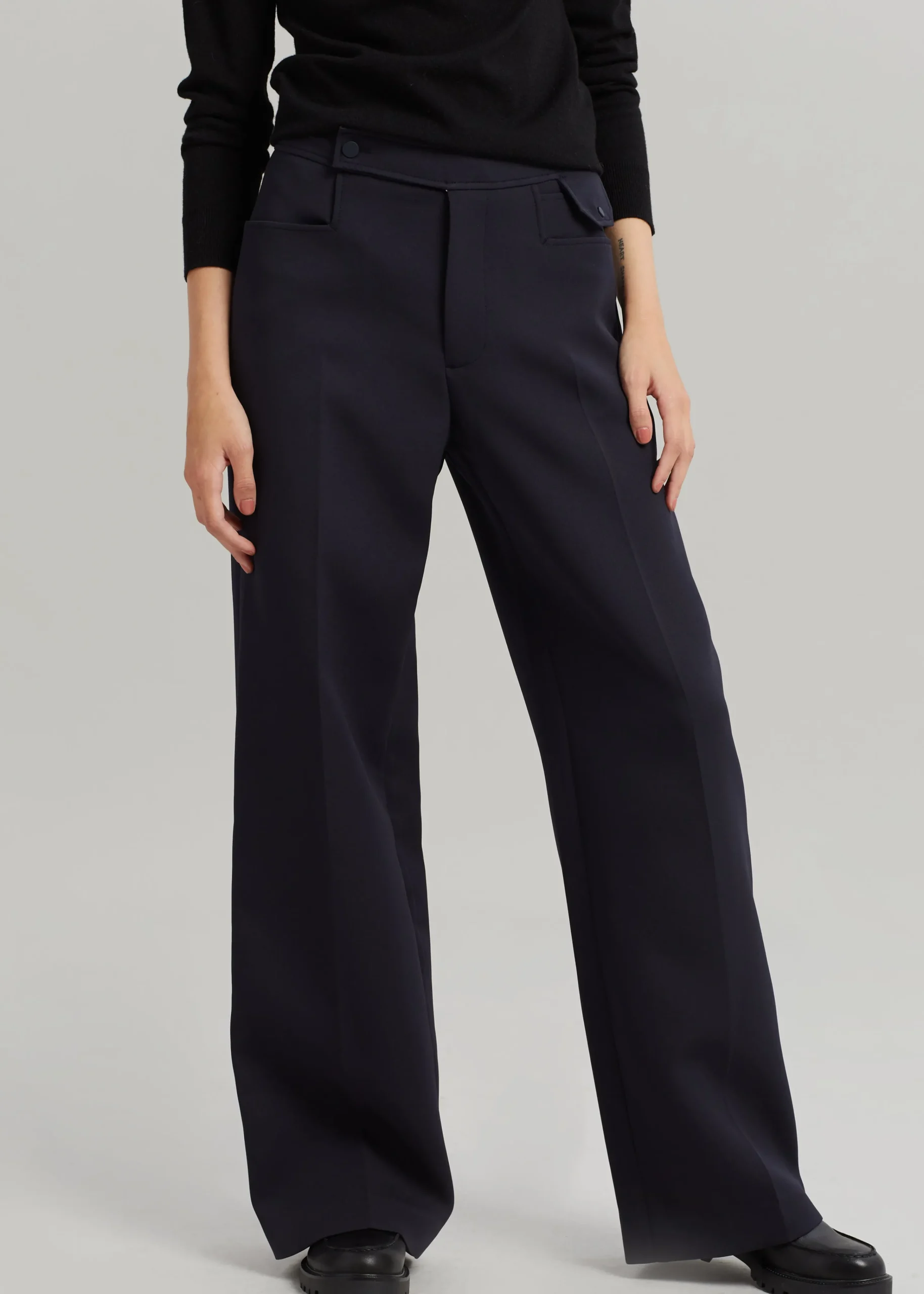 The Frankie Shop Low Classic Pocket Point Pants Navy Discount