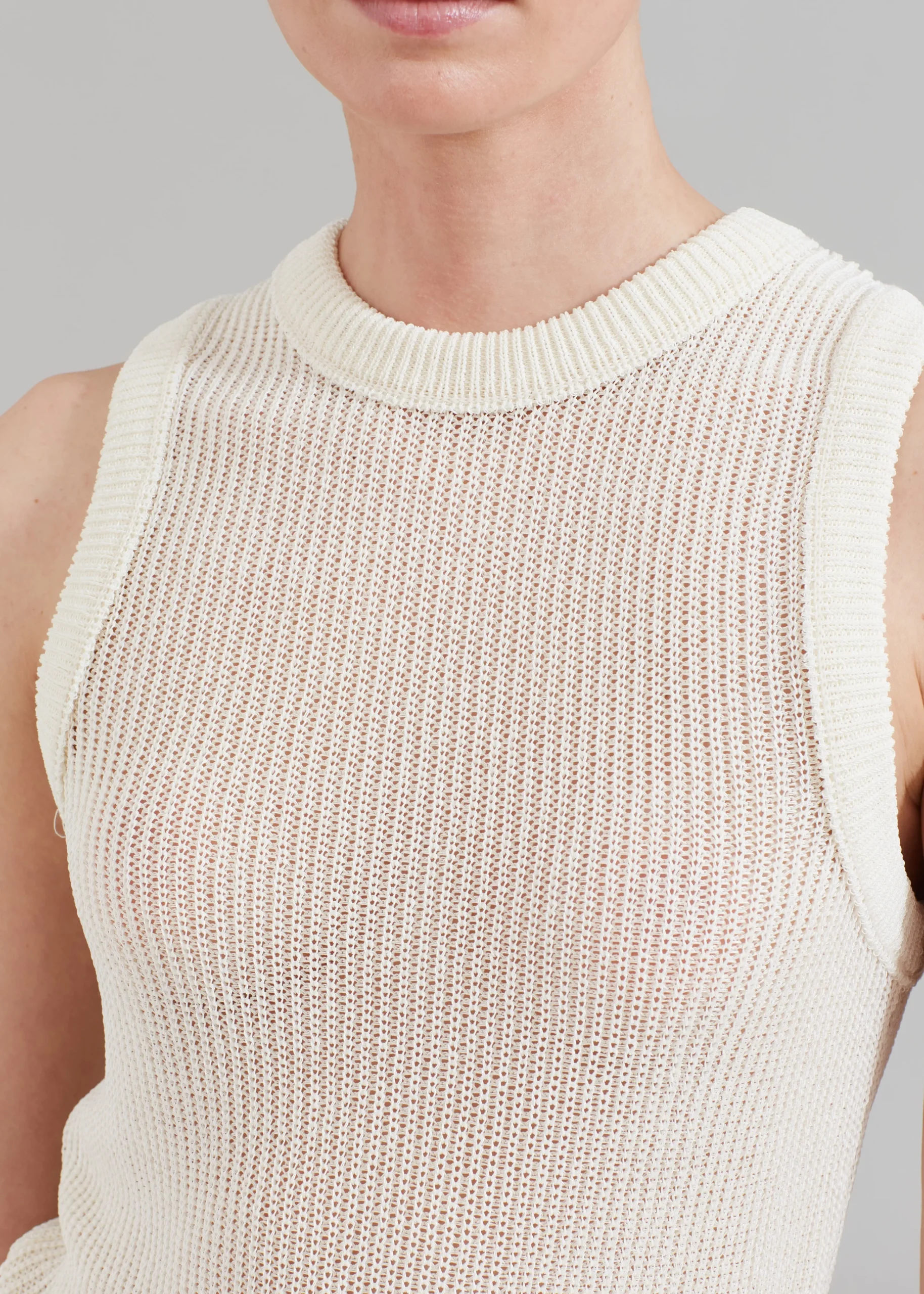 The Frankie Shop Low Classic Resort Sleeveless Top Cream New