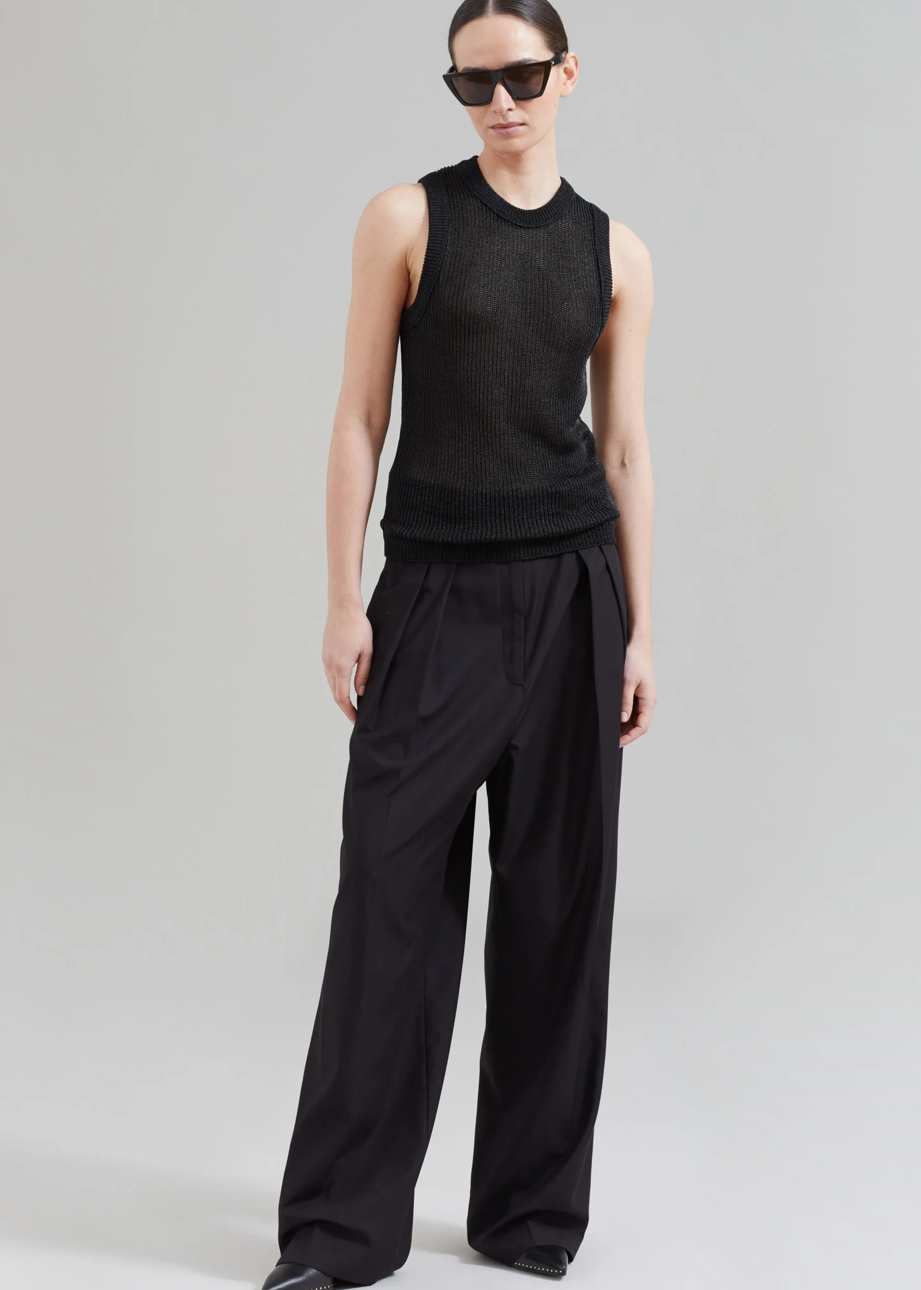 The Frankie Shop Low Classic Resort Sleeveless Top Black Outlet