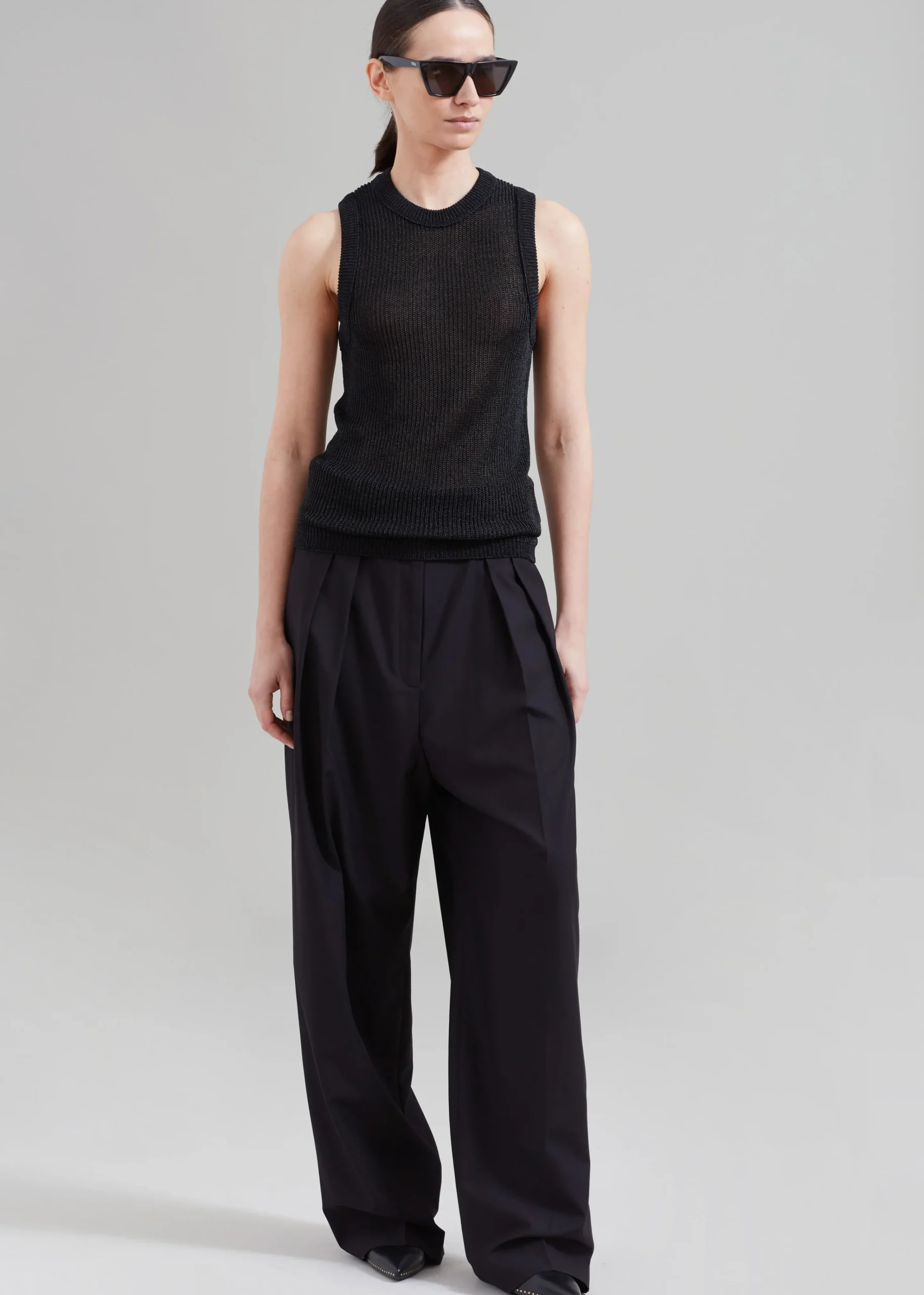 The Frankie Shop Low Classic Resort Sleeveless Top Black Outlet