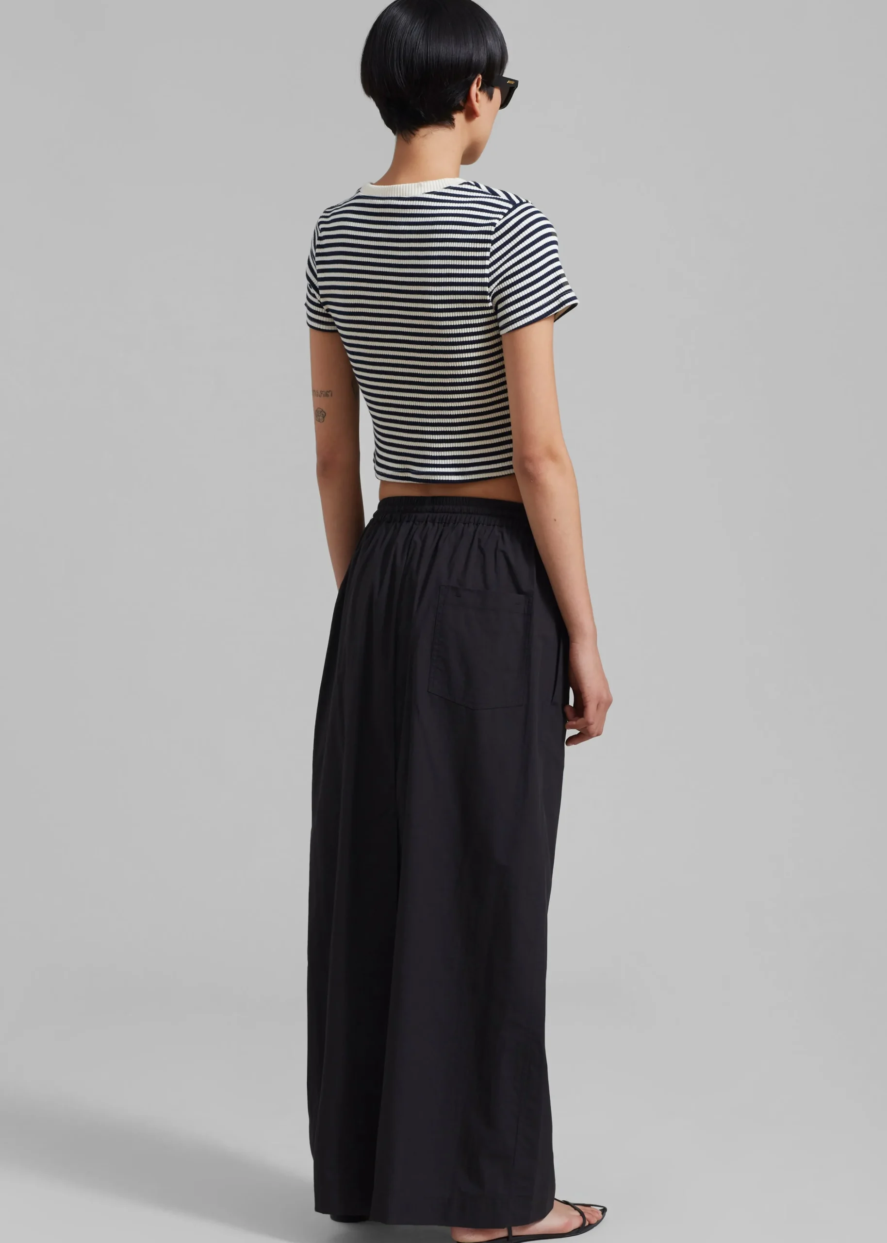 The Frankie Shop Matteau Relaxed Drawcord Skirt Black Online