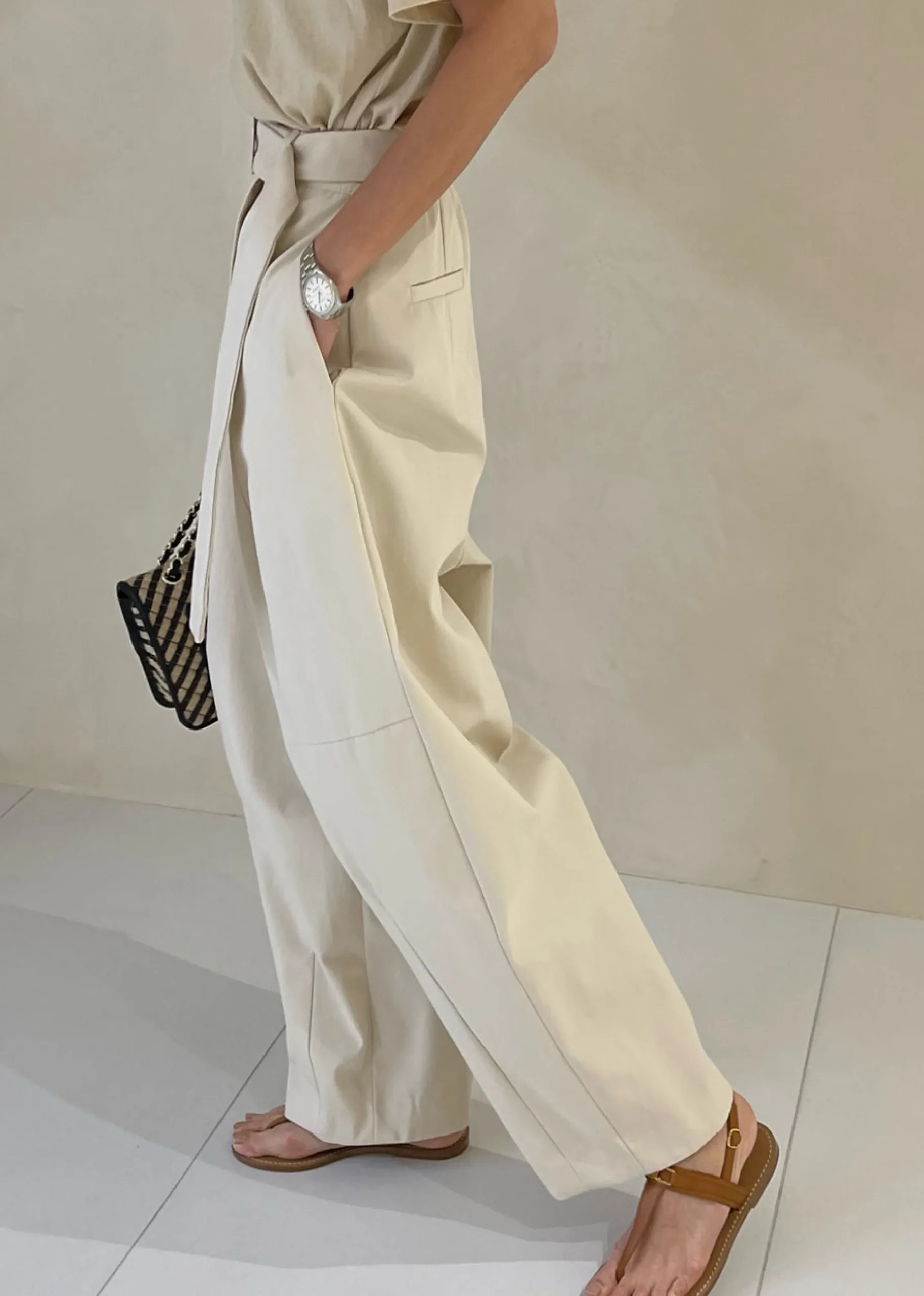 The Frankie Shop Mia Belted Pants Beige