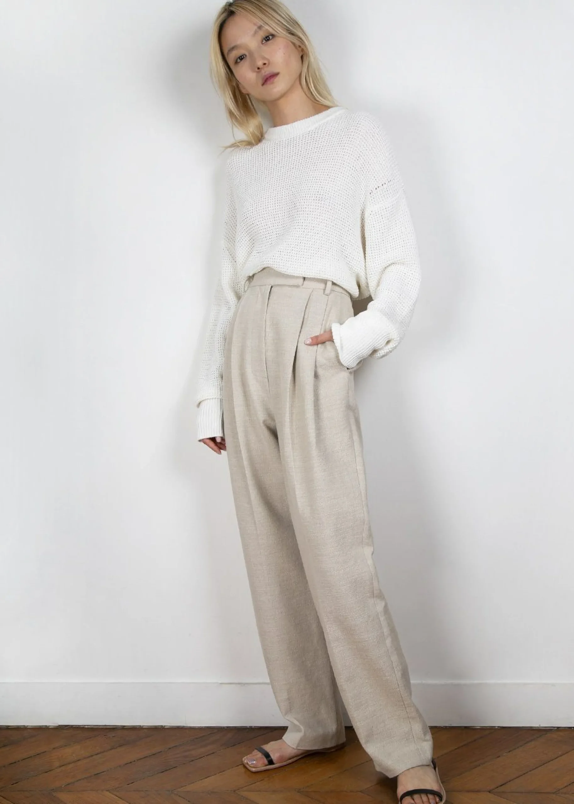 The Frankie Shop Pace Pleated Linen Blend Pants Sand