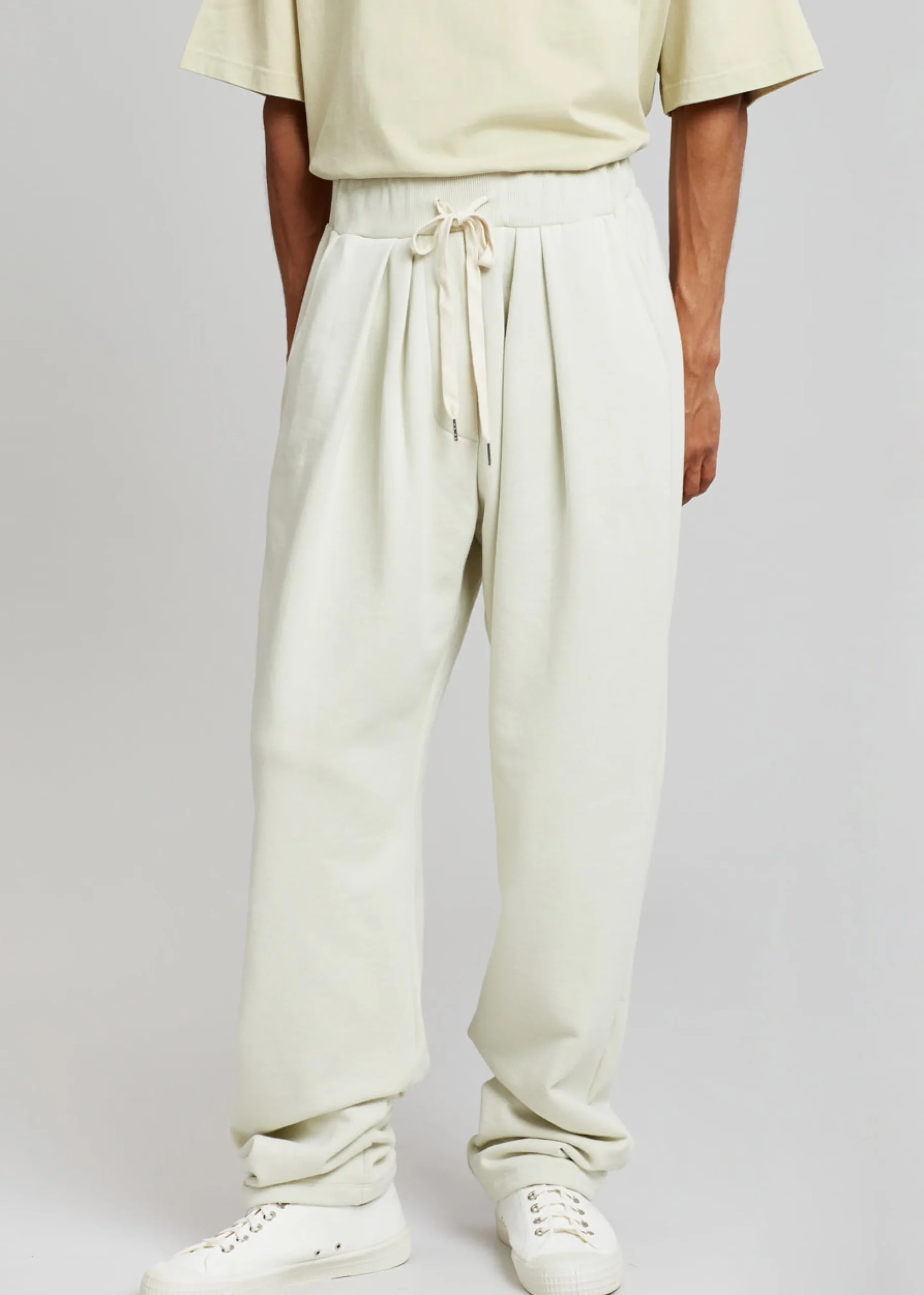 The Frankie Shop Alec Pleated Jogger Pants Beige Discount