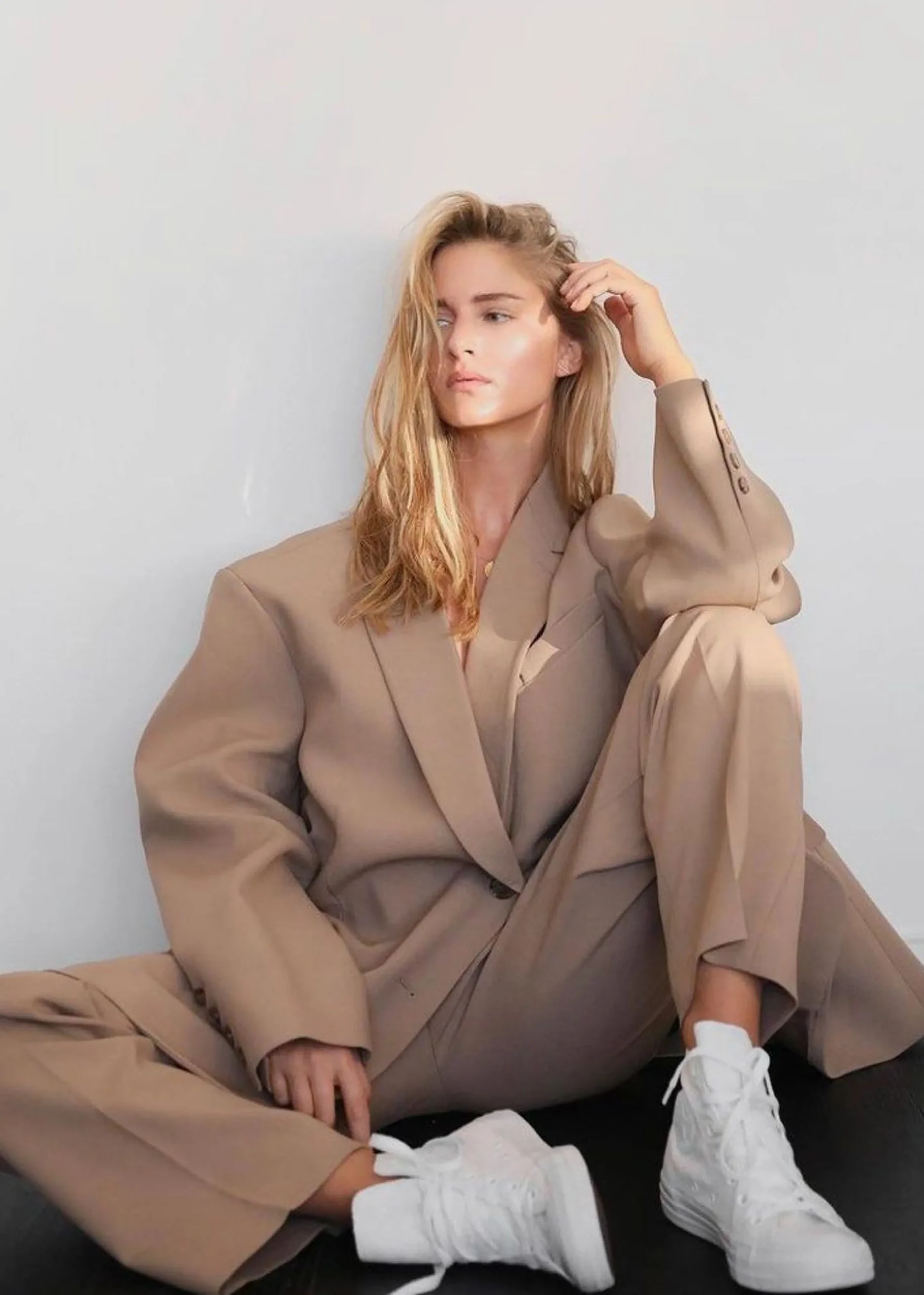 The Frankie Shop Bea Blazer Latte New