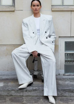 The Frankie Shop Fargo Oversized Padded Blazer White Online