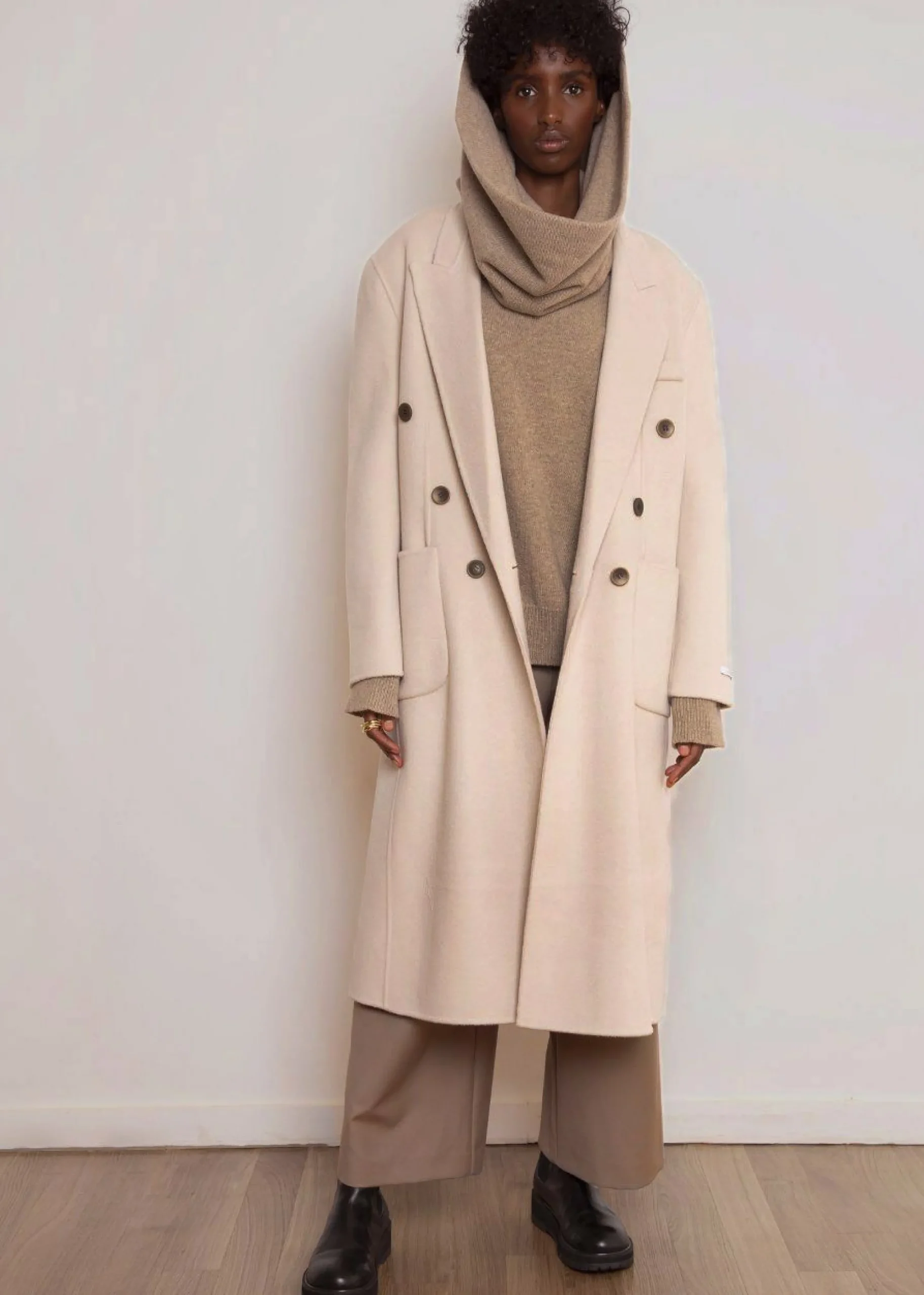 The Frankie Shop Flynn Overcoat Cream Hot