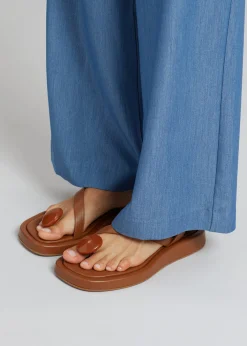 The Frankie Shop Gia X Rhw Rosie Flat Wrap Sandal Brown Clearance