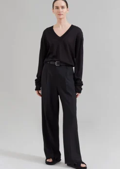 The Frankie Shop Juro V-Neck Knit Black New