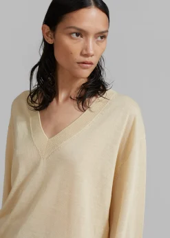 The Frankie Shop Juro V-Neck Knit Butter Hot