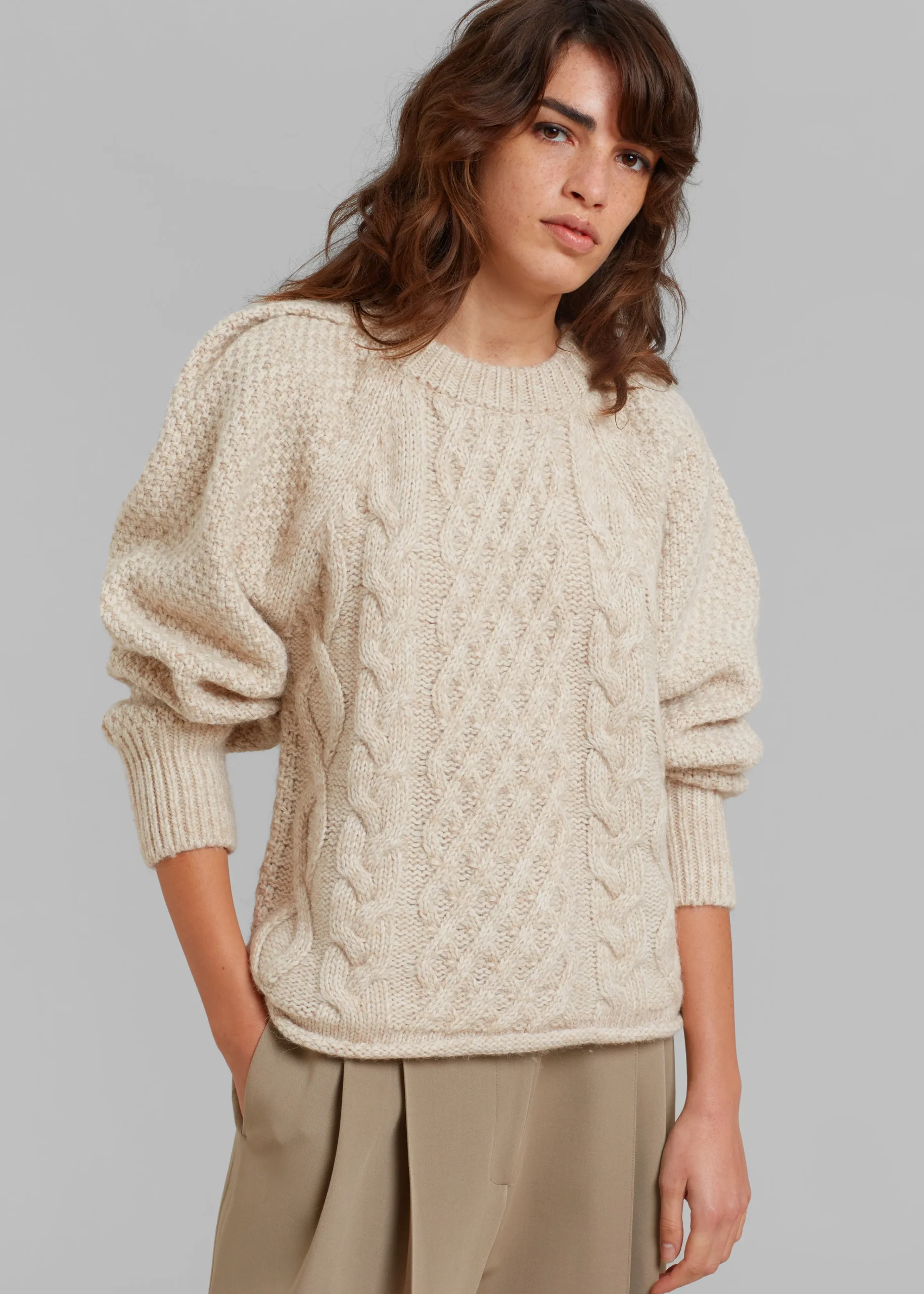 The Frankie Shop Low Classic Cable Top Beige New