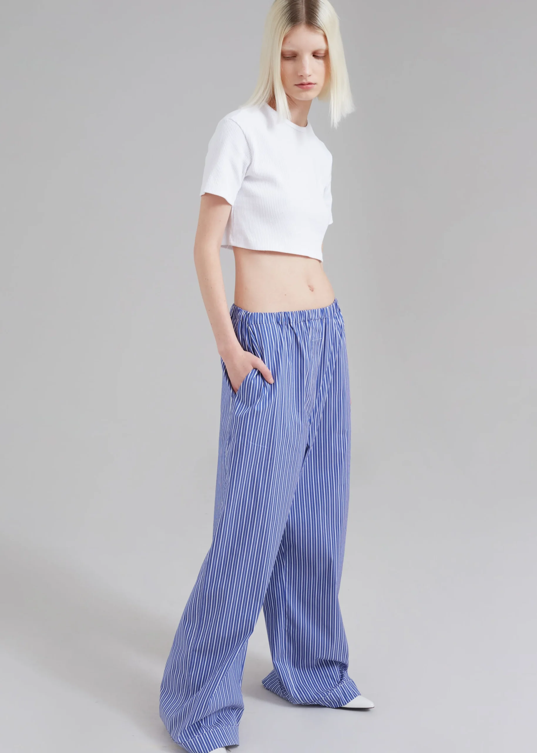 The Frankie Shop Nico Cropped Tee White Best