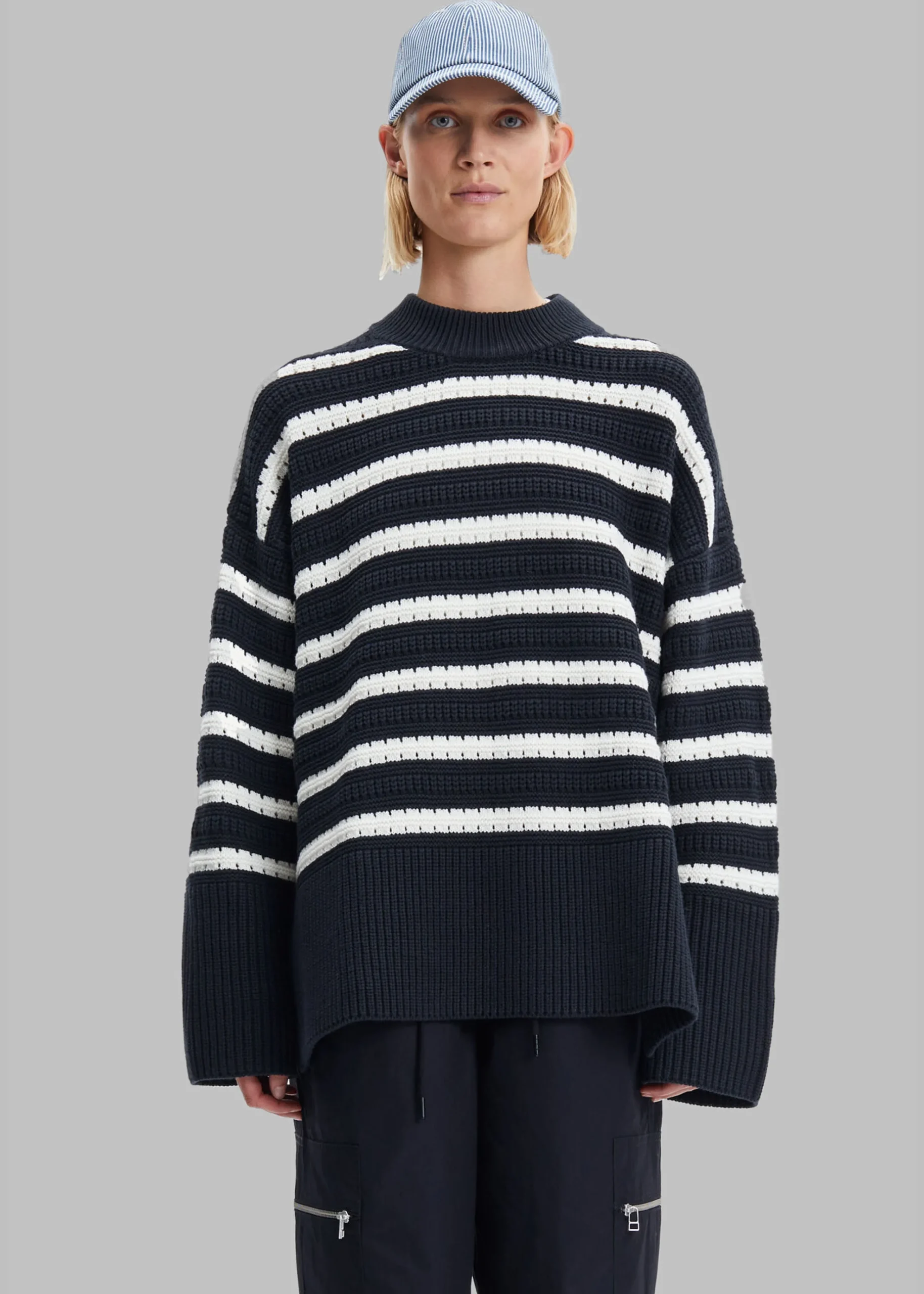 The Frankie Shop Samsoe & Samsoe Raili Crew Neck Caviar St. Hot