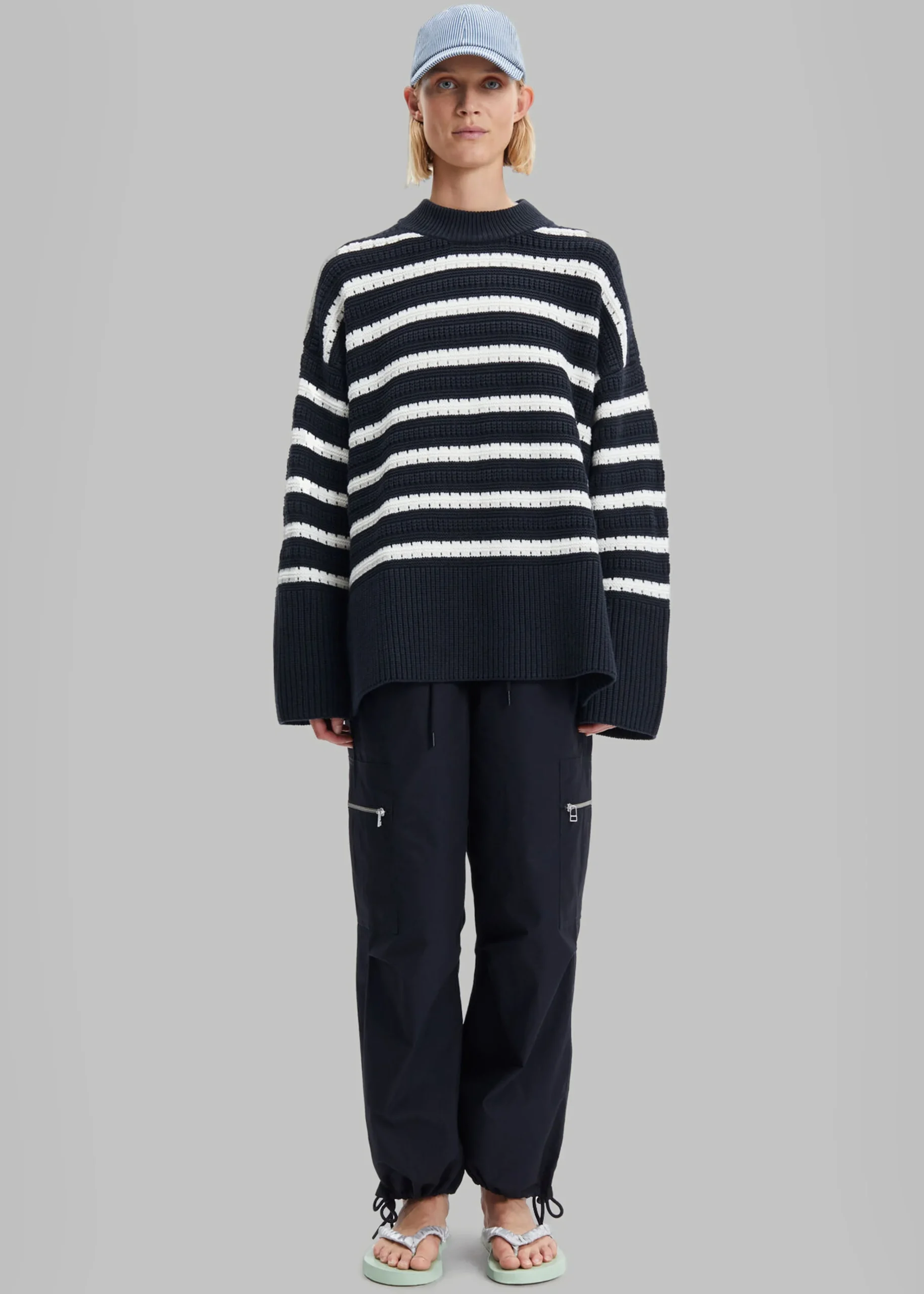 The Frankie Shop Samsoe & Samsoe Raili Crew Neck Caviar St. Hot