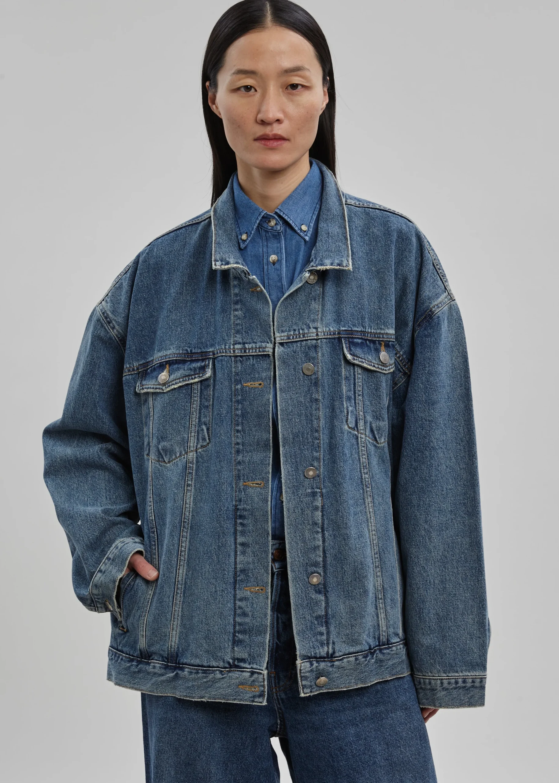The Frankie Shop Texas Boxy Denim Jacket Medium Wash Discount