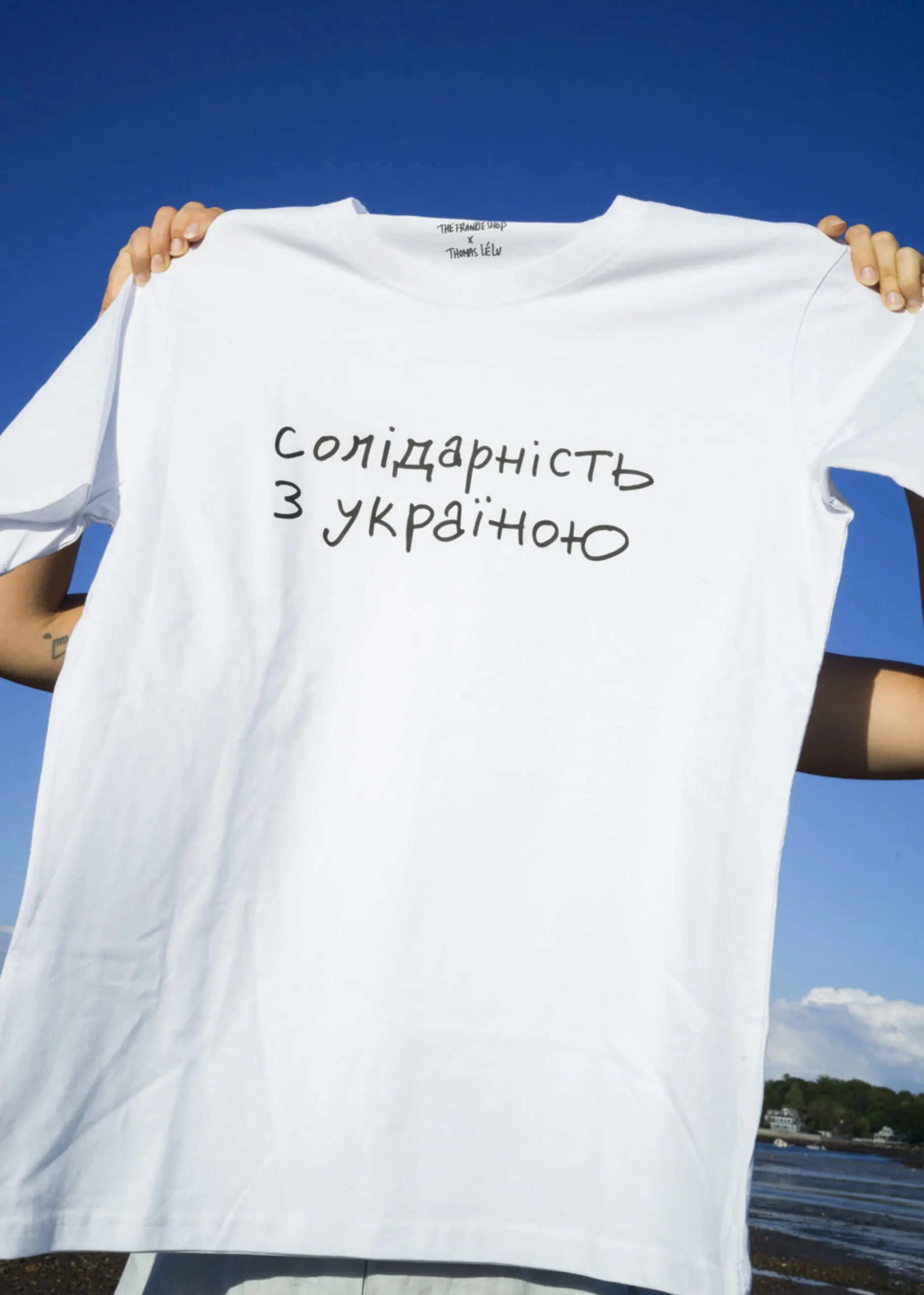 The Frankie Shop X Thomas Lelu Solidarity T-Shirt White/Black Sale