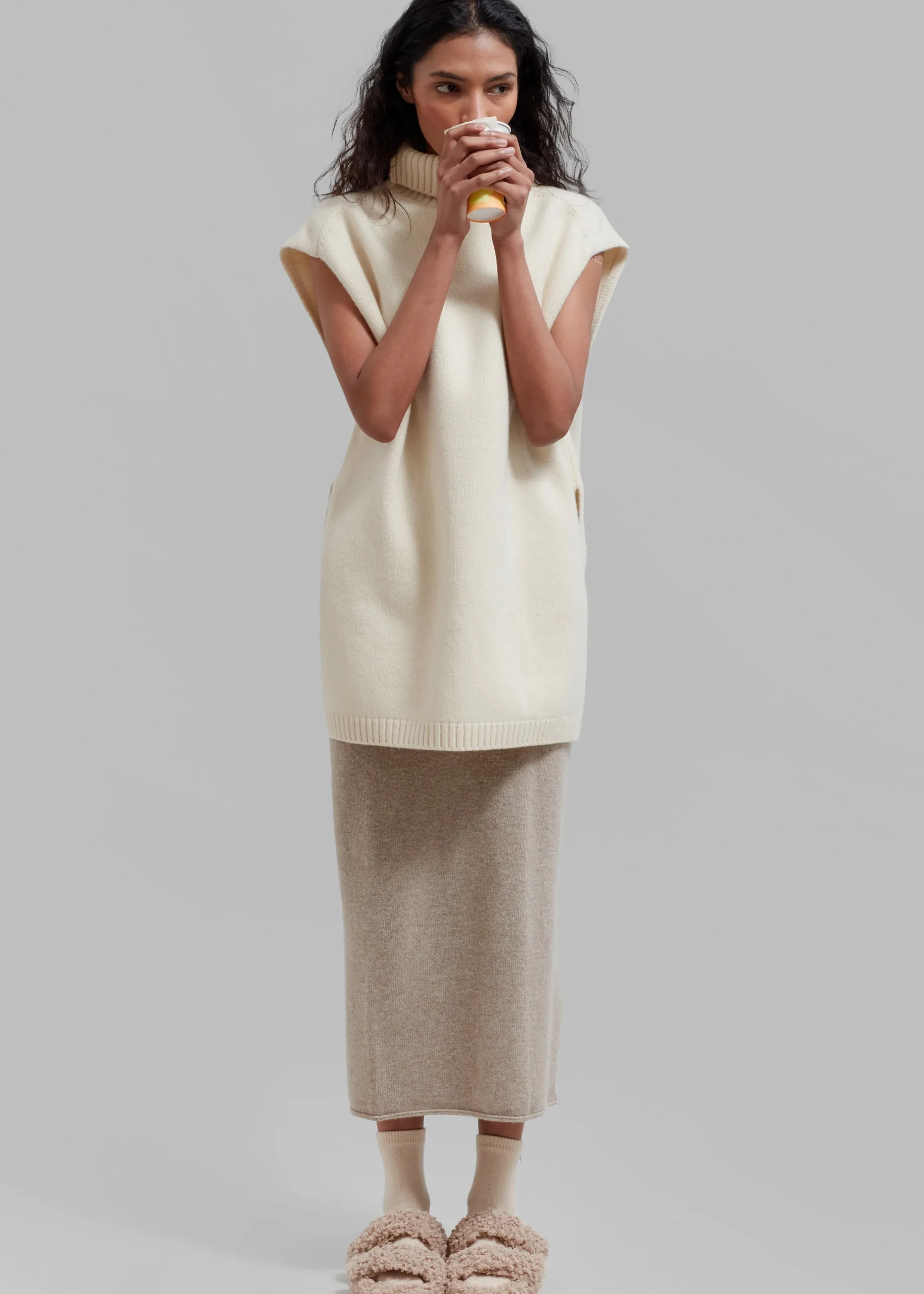The Frankie Shop Vira Sleeveless Knit Turtleneck Cream