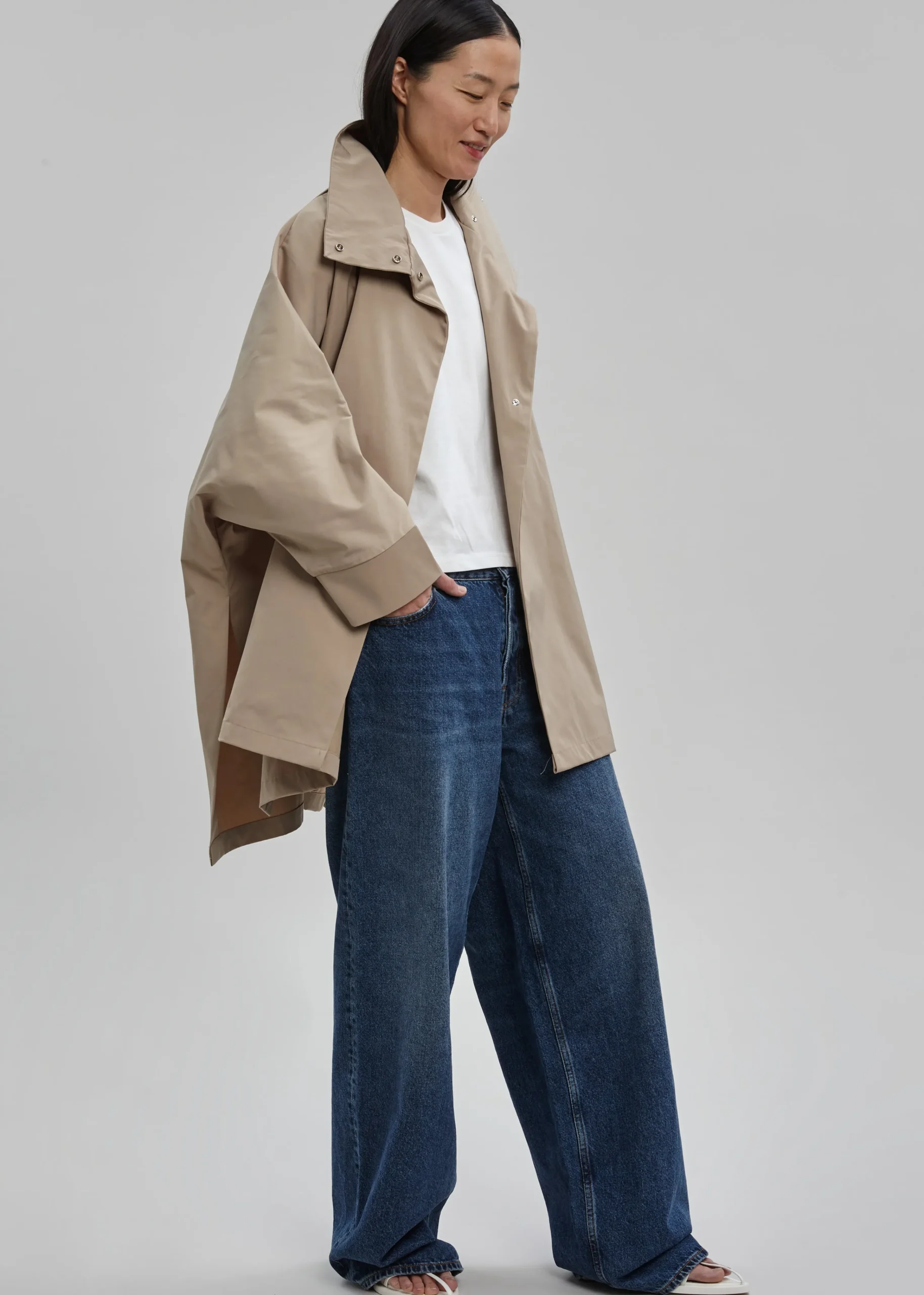 The Frankie Shop Yviche Poncho Jacket Camel New
